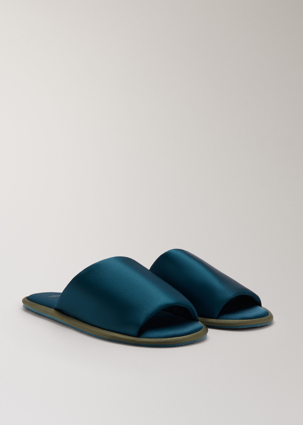 Mango Mules Satinées Avec Passepoil Contrastant En Satin Bleu Marine Foncé - Femme - 41 -  In Blue