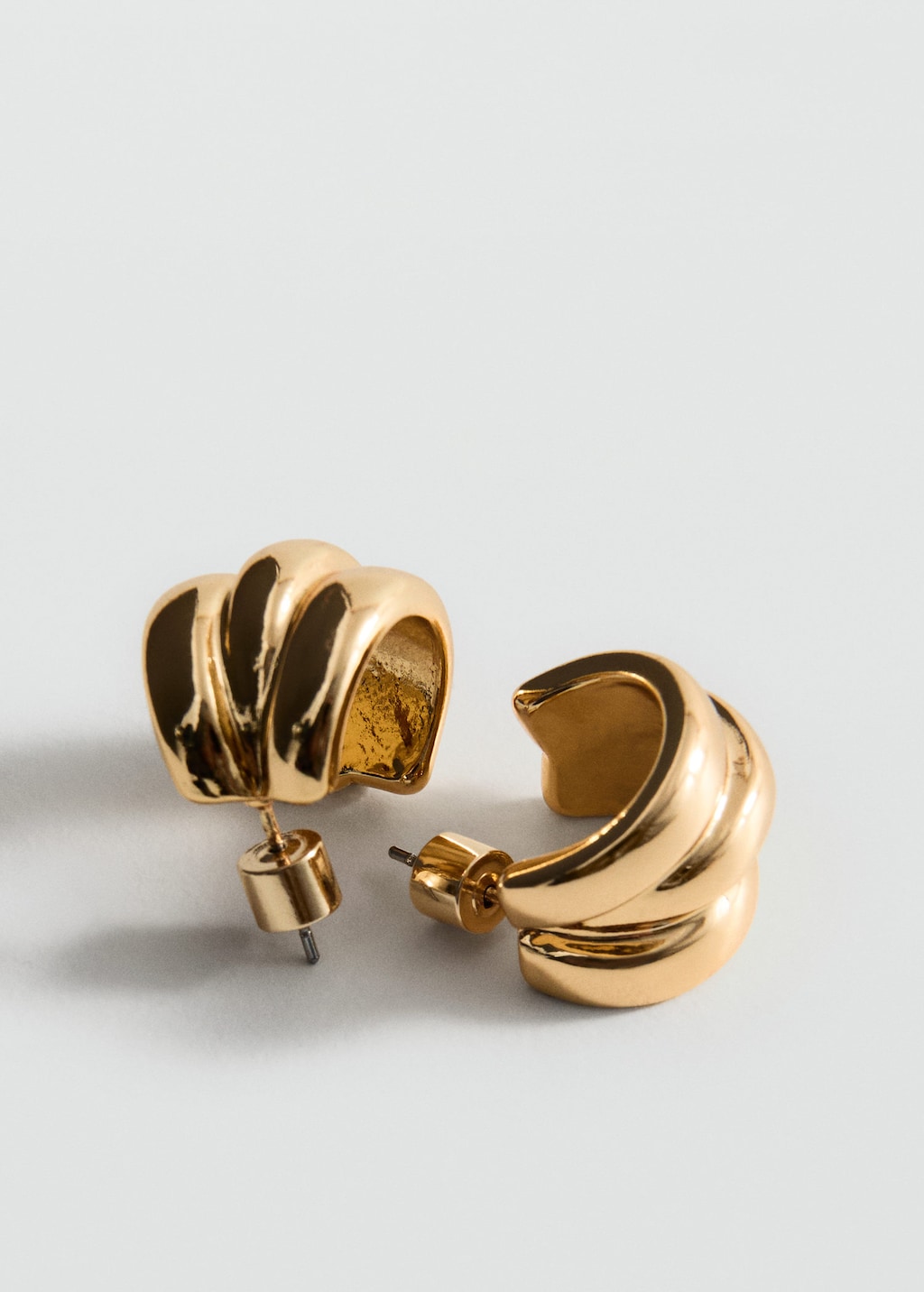 Mango Embossed Semi-hoop Earrings Gold