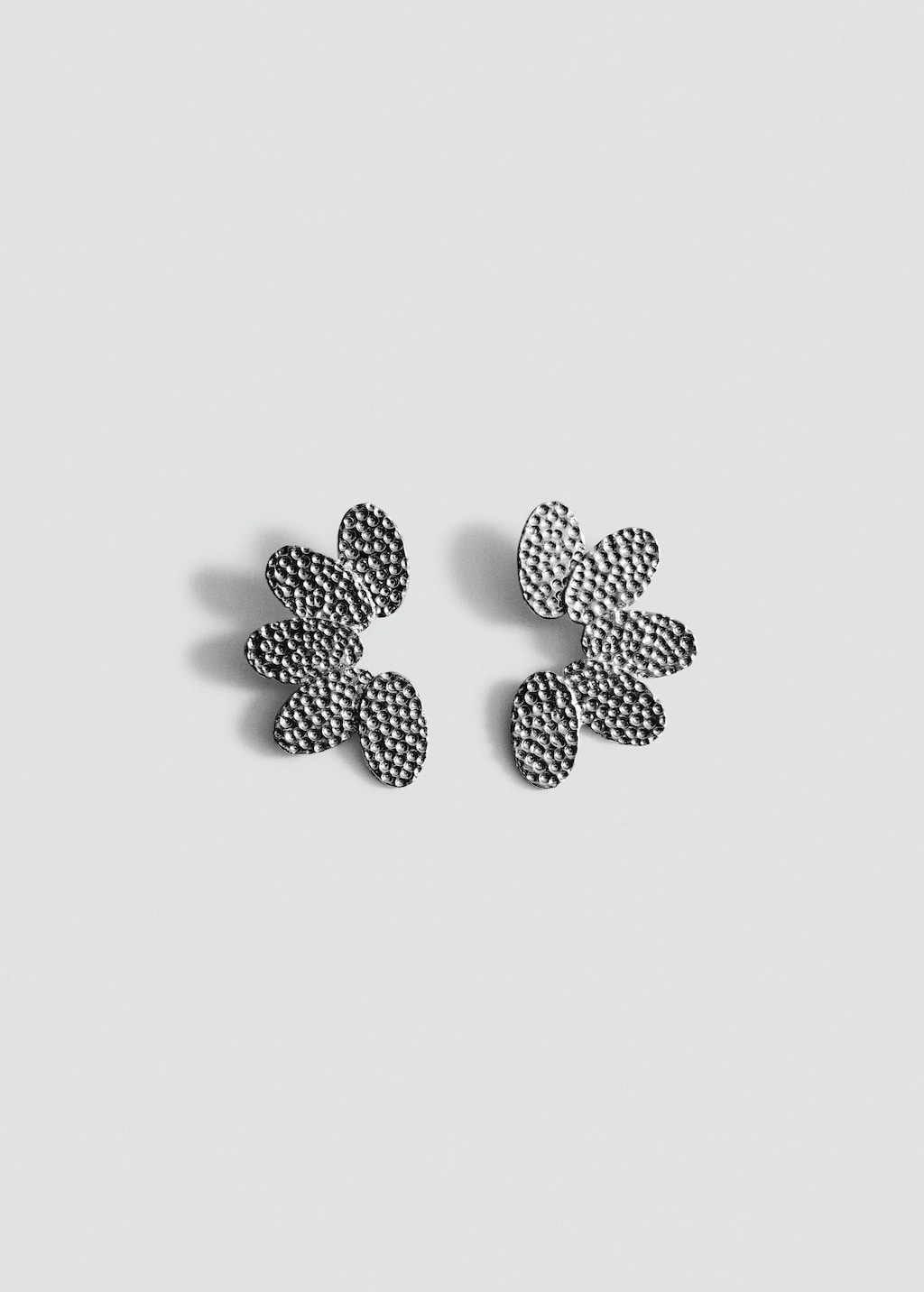 Mango Flower-design Earrings Silver In Pattern