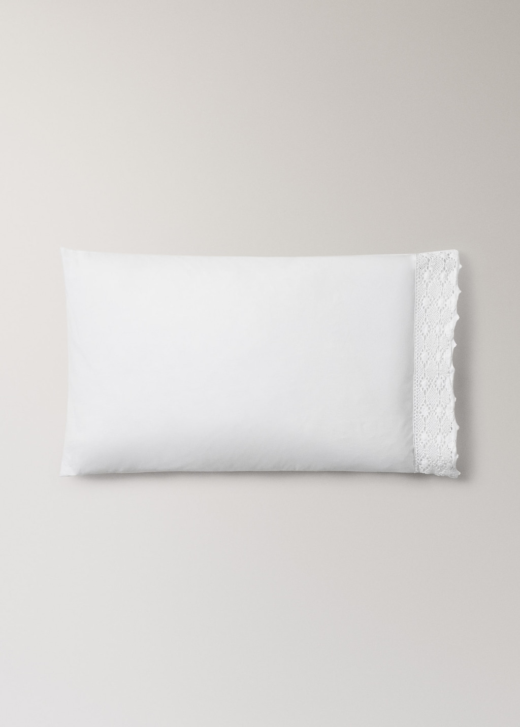 Mango Two Garment-dyed Cotton Pillowcases With Wide Lace 50x75 Cm White