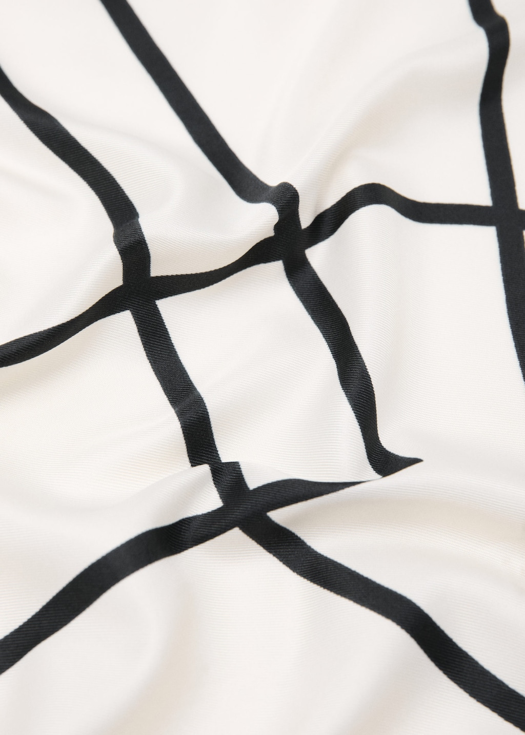 Mango Geometric Printed Foulard Ecru In Sand