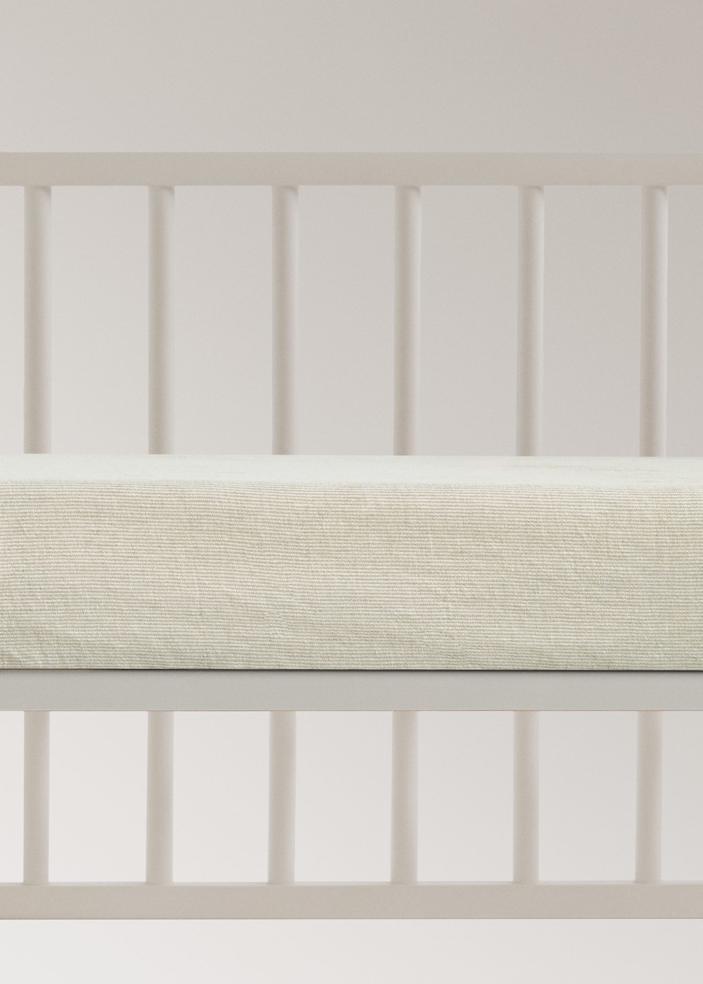 Mango Cot Bed Fitted Sheet In Cotton-linen With Stripes Sand In Neutral