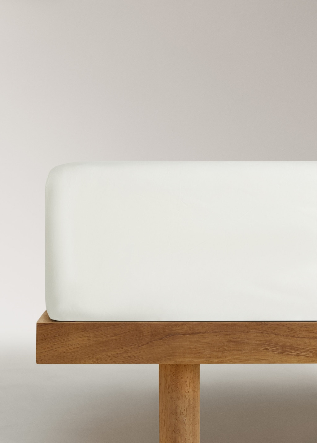 Mango 200-thread Count Percale Cotton Fitted Sheet For 90 Cm Bed Ecru