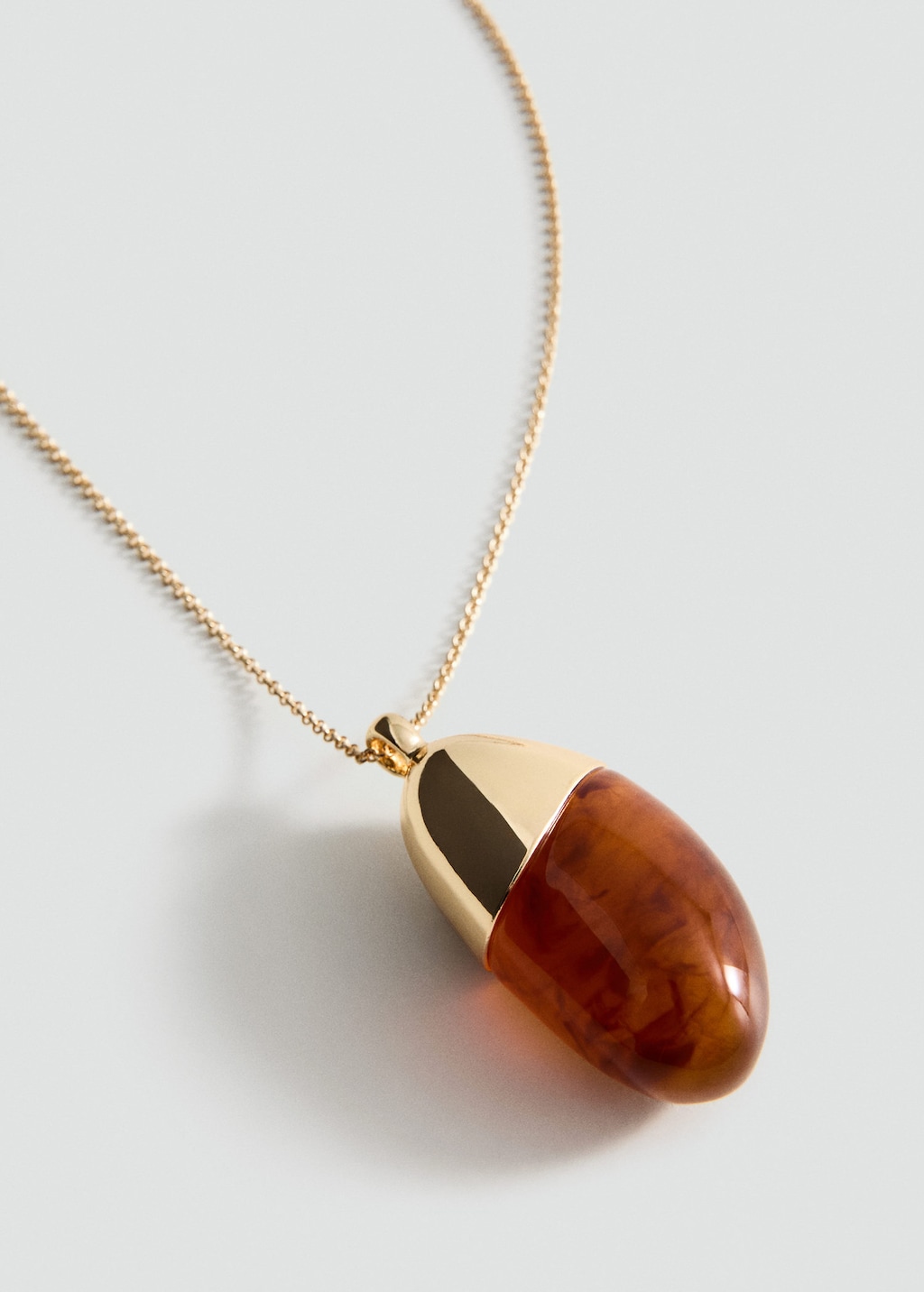 Mango Resin Pendant Necklace Gold In Brown