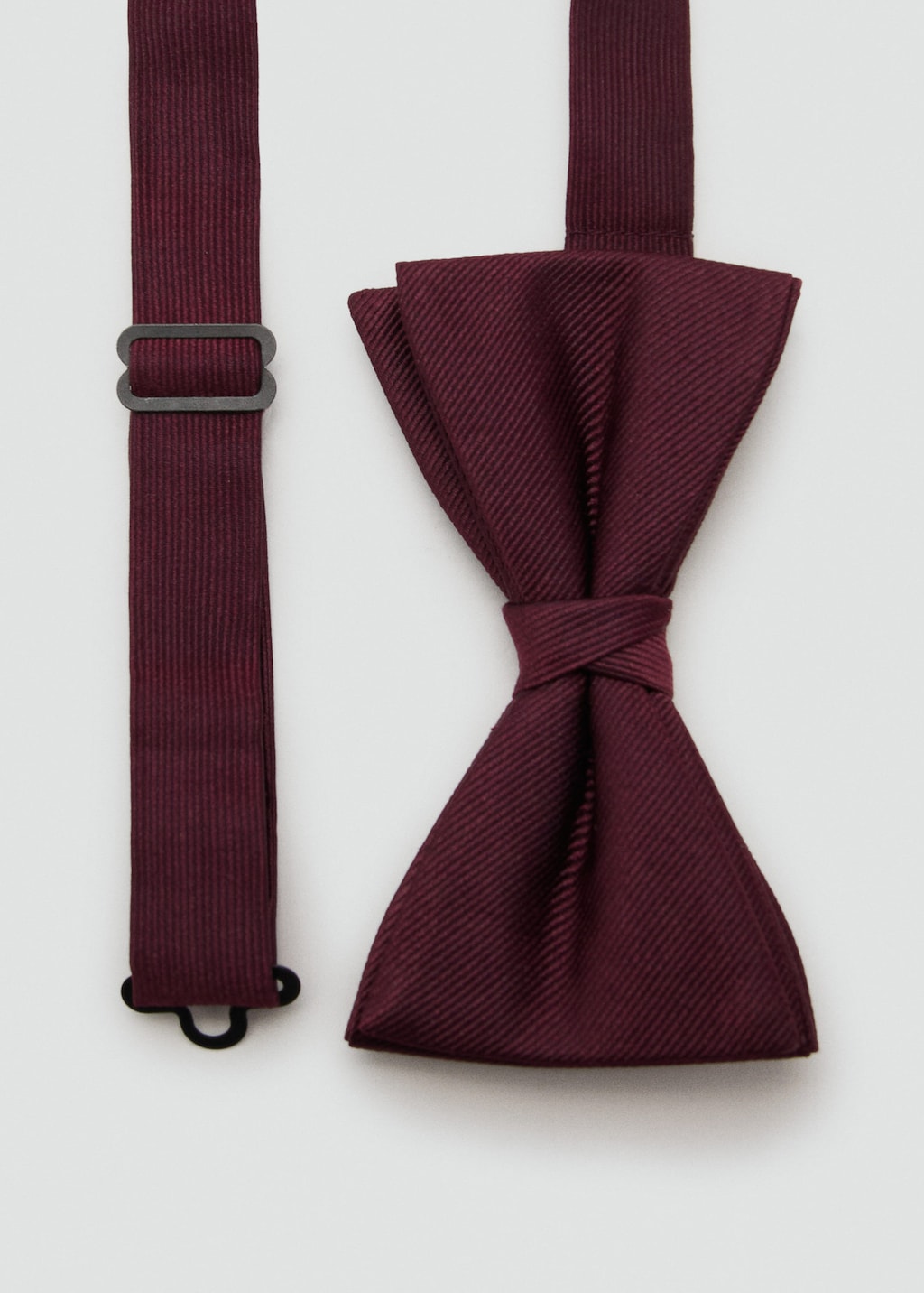 Mango Man Classic Bow Tie With Microstructure In Burgundy
