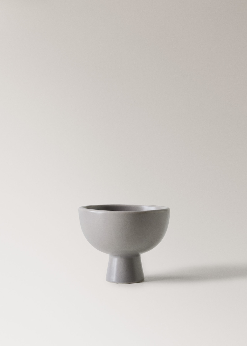 Mango Small Decorative Footed Bowl Grey In Gray