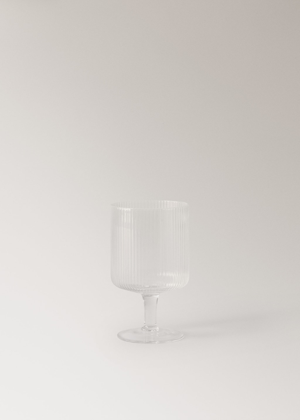 Mango Borosilicate Glass Cup With Embossed Lines Ice Grey In Transparent