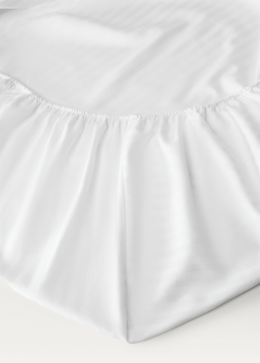 Mango Home Satin Cotton Satin Striped Mattress Protector For 90 Cm Bed White