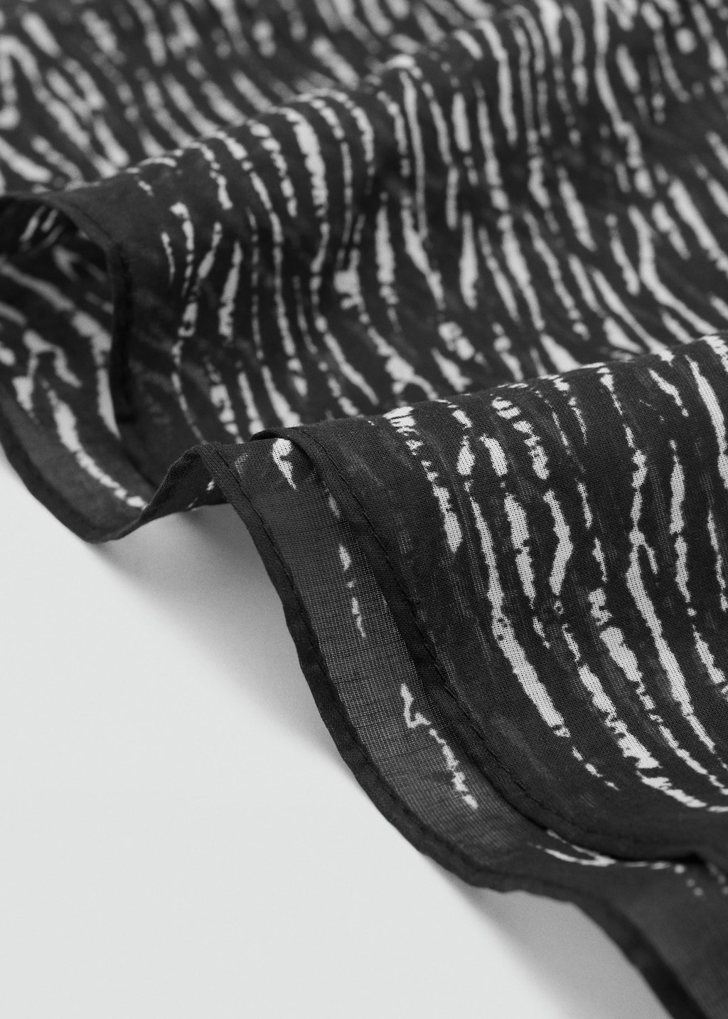 Mango Foulard Imprimé Zèbre Noir - Fille - Taille Unique -  Teen In Black