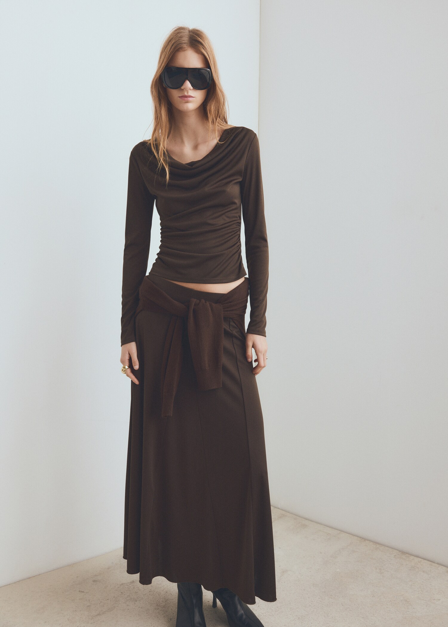 Fitted top with draped neckline - General plane