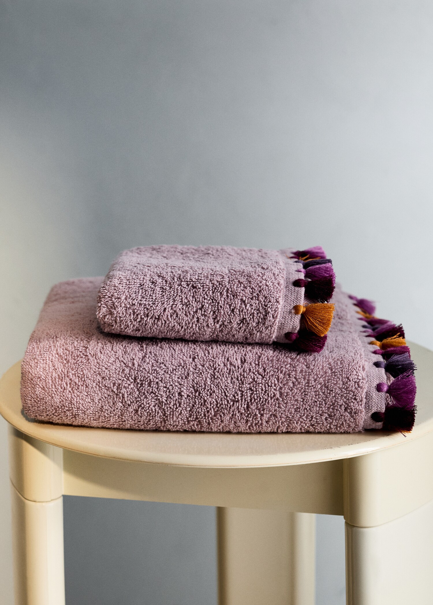 Cotton terry hand towel with pom-pom detail - General plane