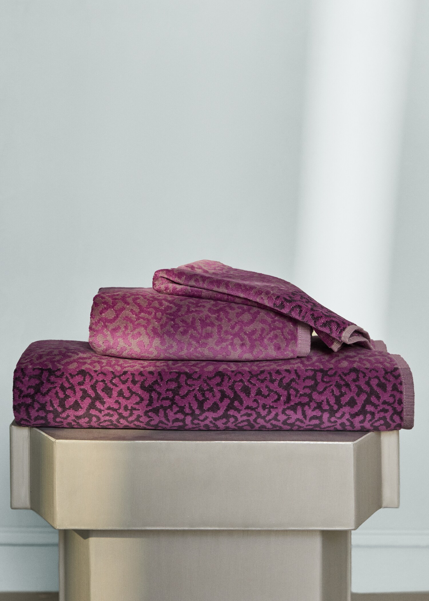 Jacquard cotton terry animal washbasin towel - General plane