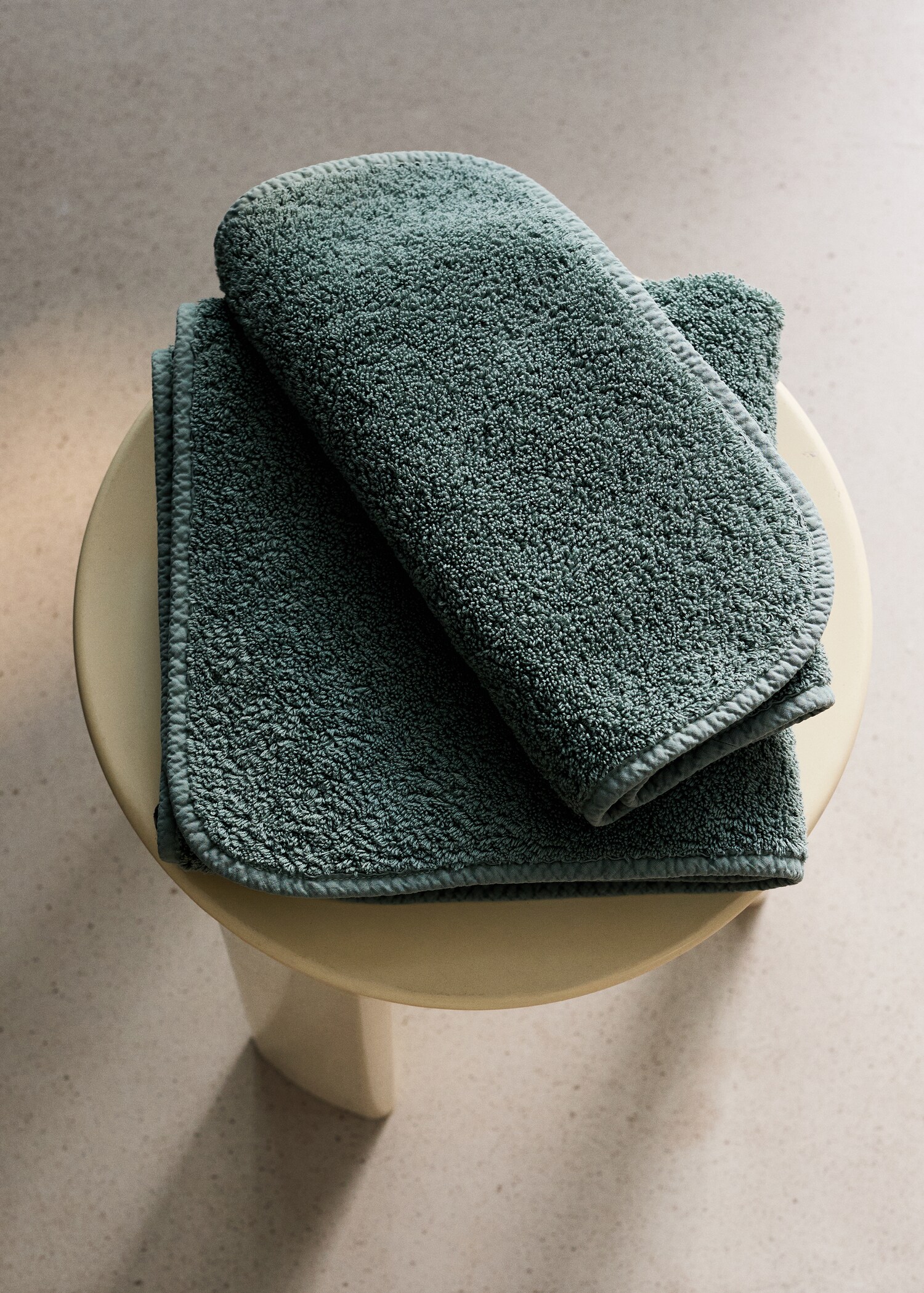 Garment-dyed washcloth - General plane