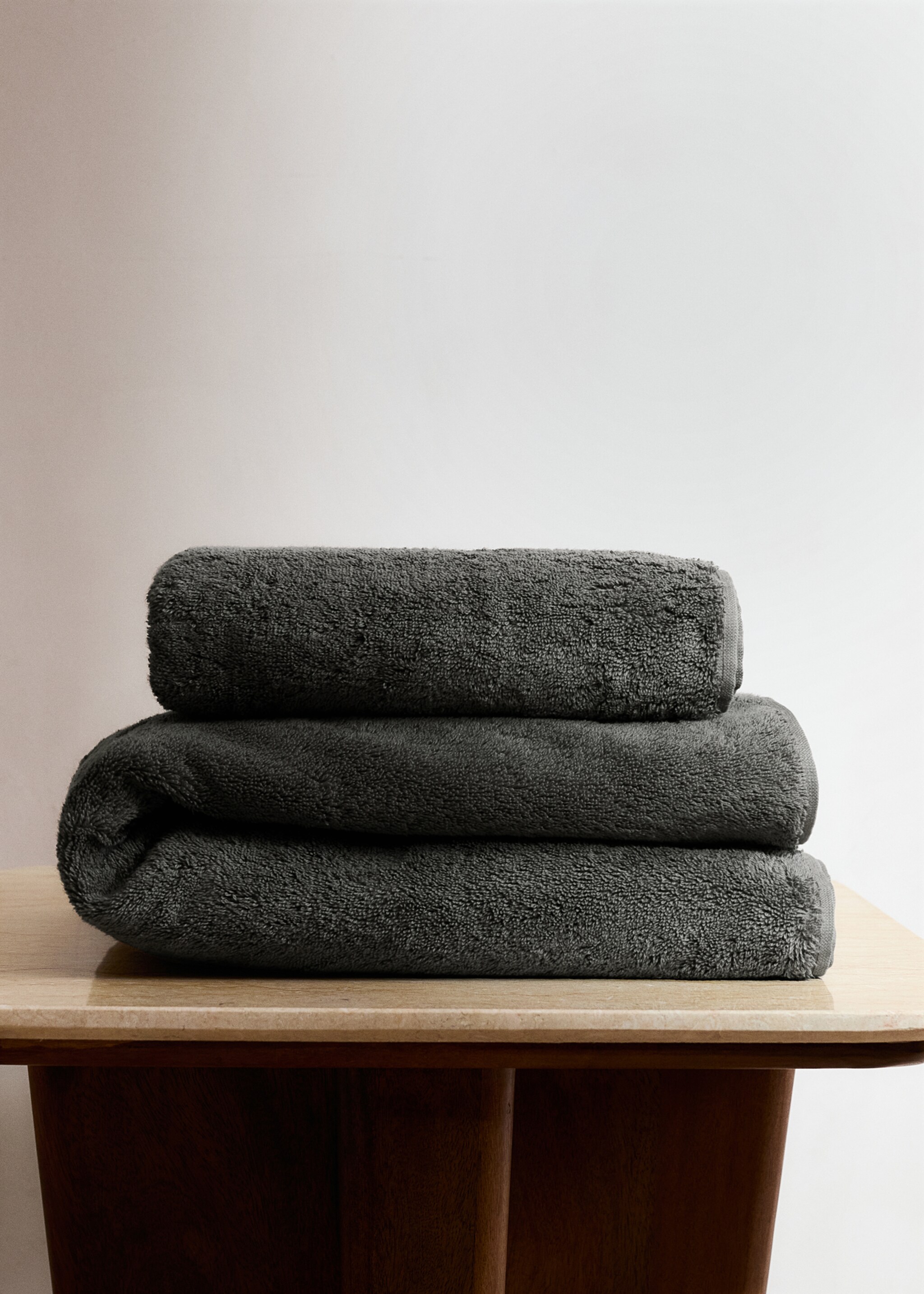 Soft cotton washbasin towel - General plane, Dark Grey. Ref: 27001606-00.