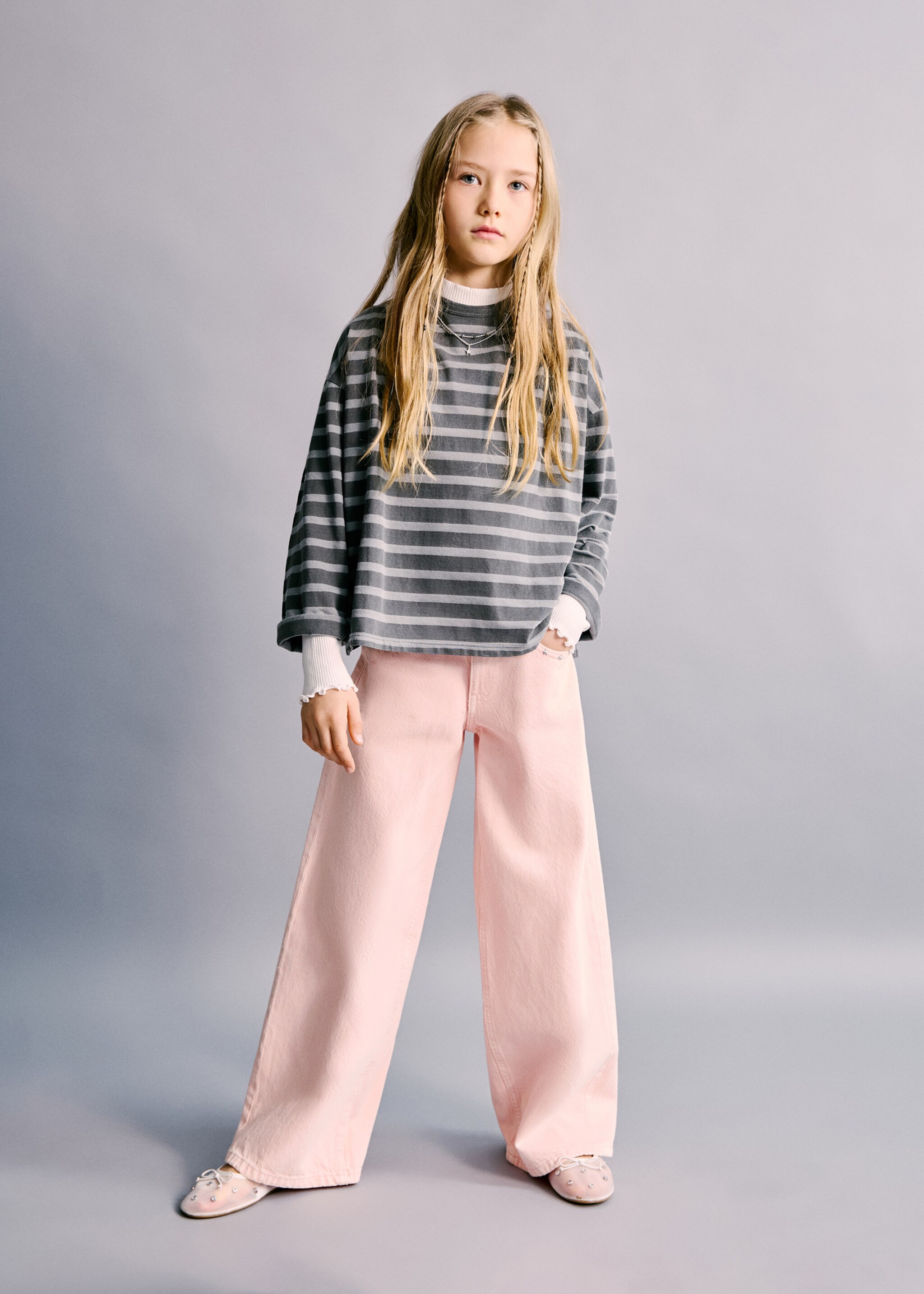 Jeans tachas estrellas - Plano general, Rosa. Ref: 27002896-00.