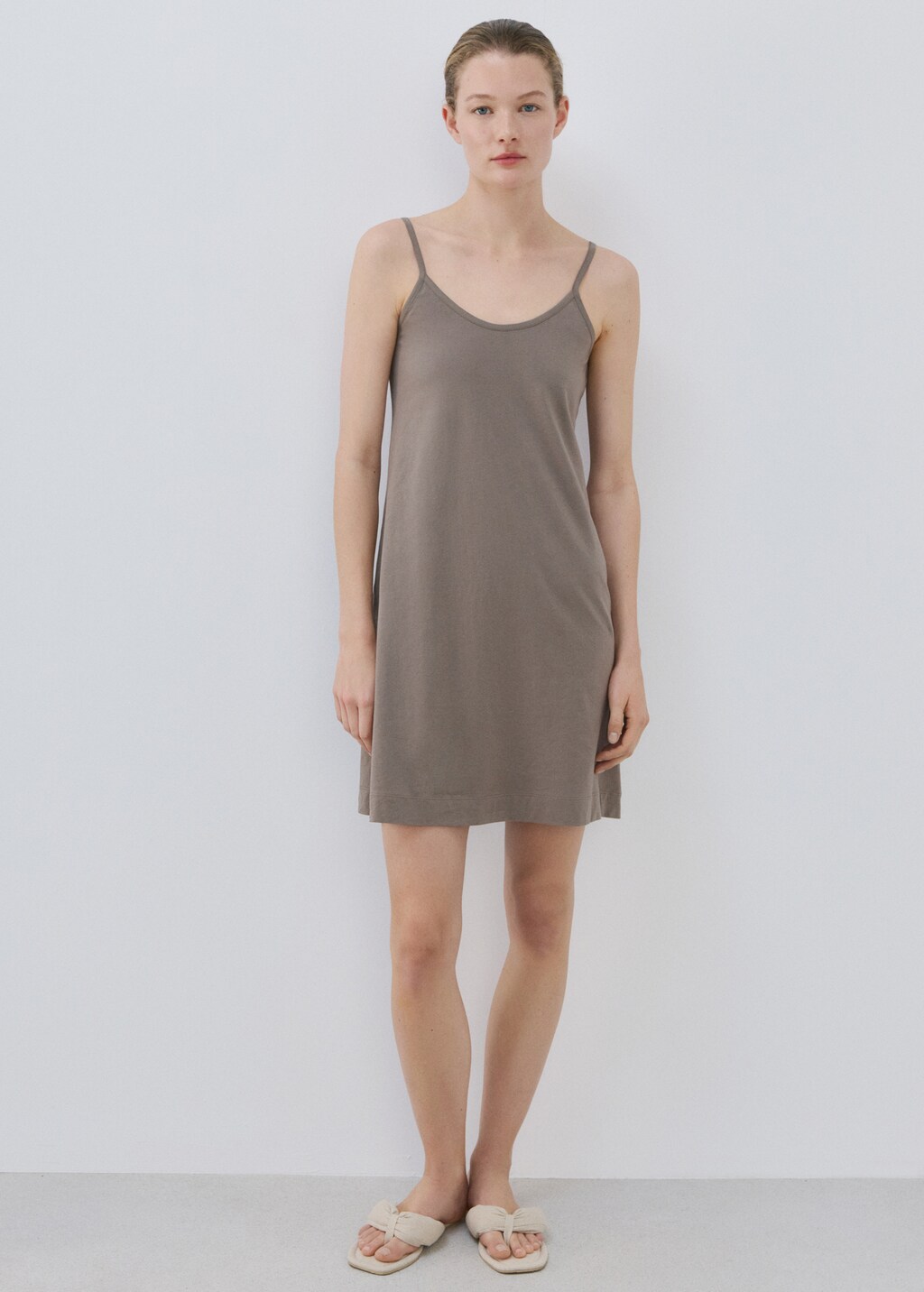 Lightweight cotton nightgown - image 2