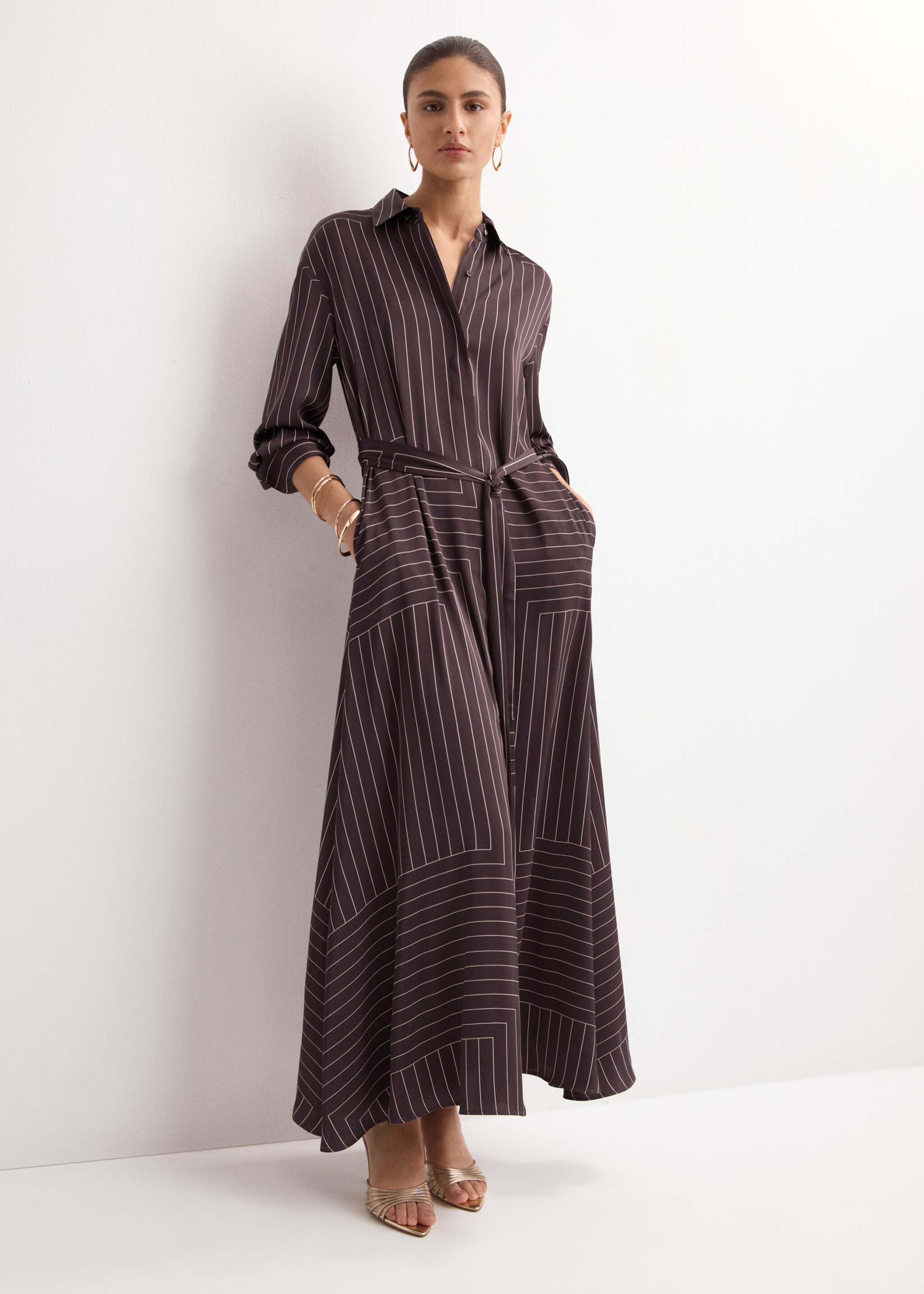 فستان بتنورة مطبوع - رؤية عامة, شوكولاتة. Ref: 27004099-00.