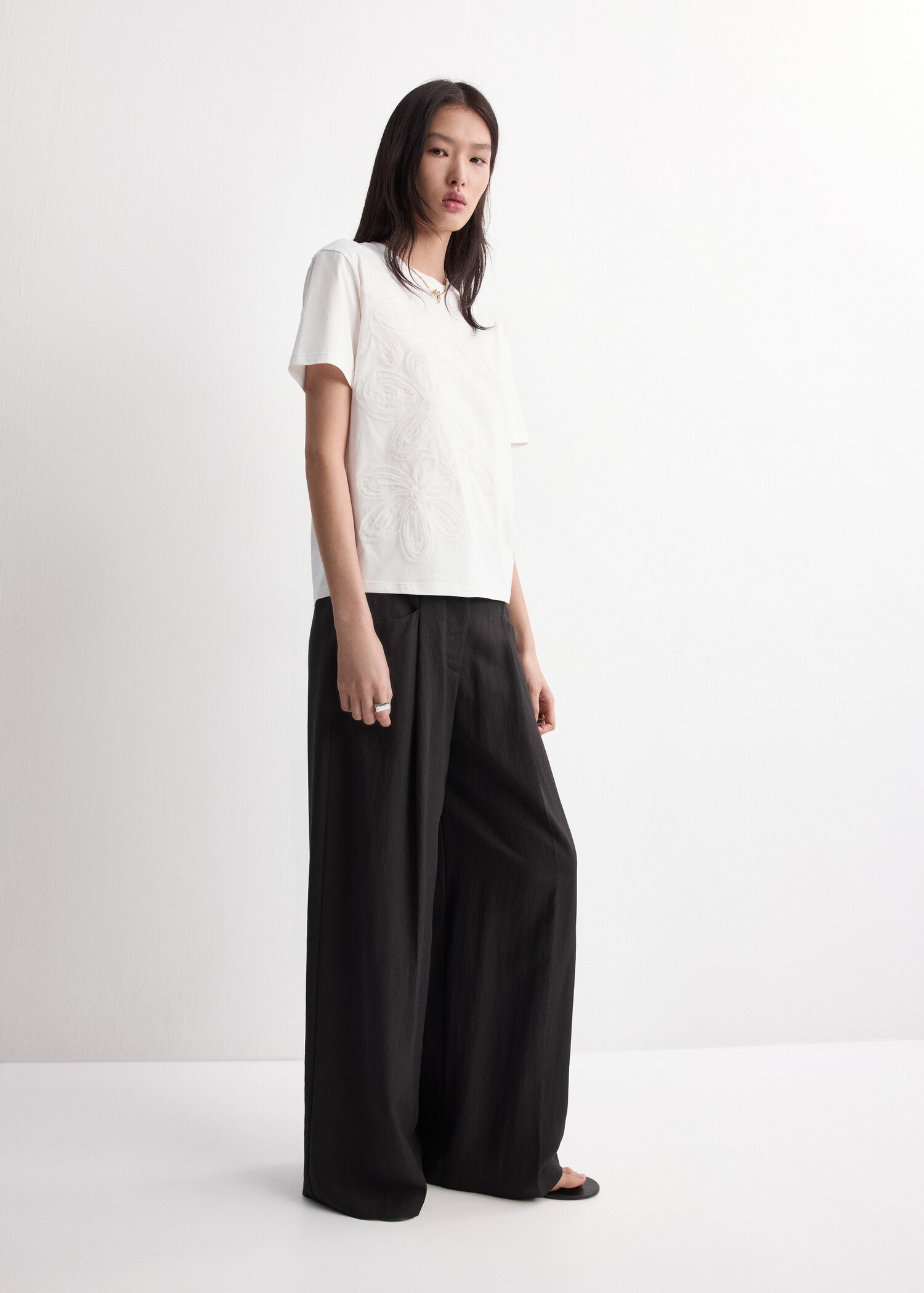 T-shirt coton broderie à fleurs - Plan général