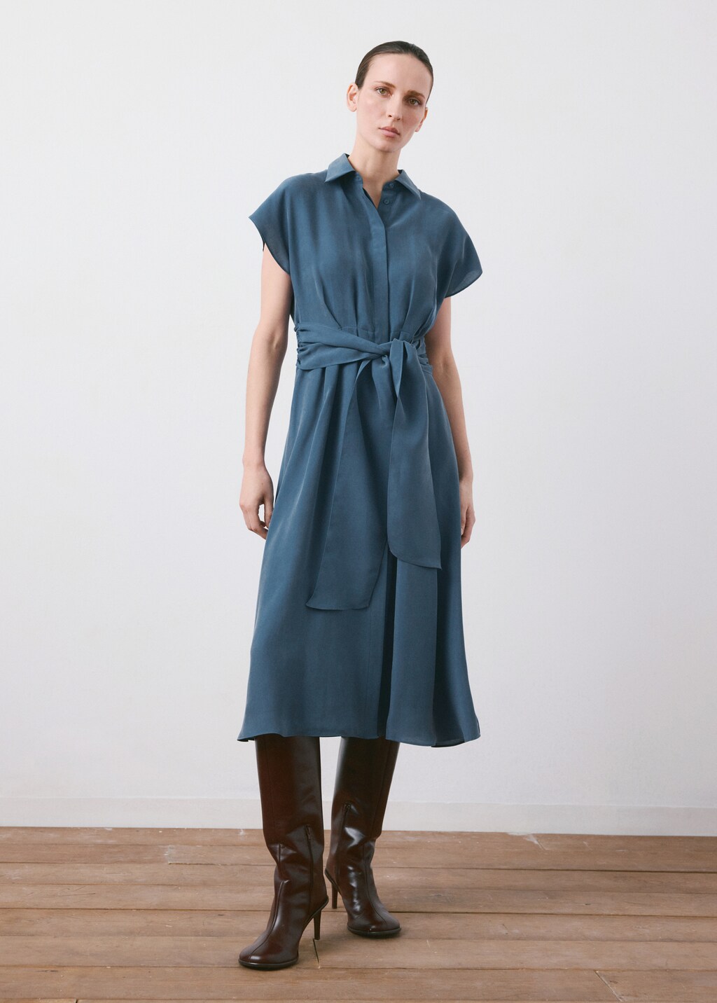 Belt shirt dress