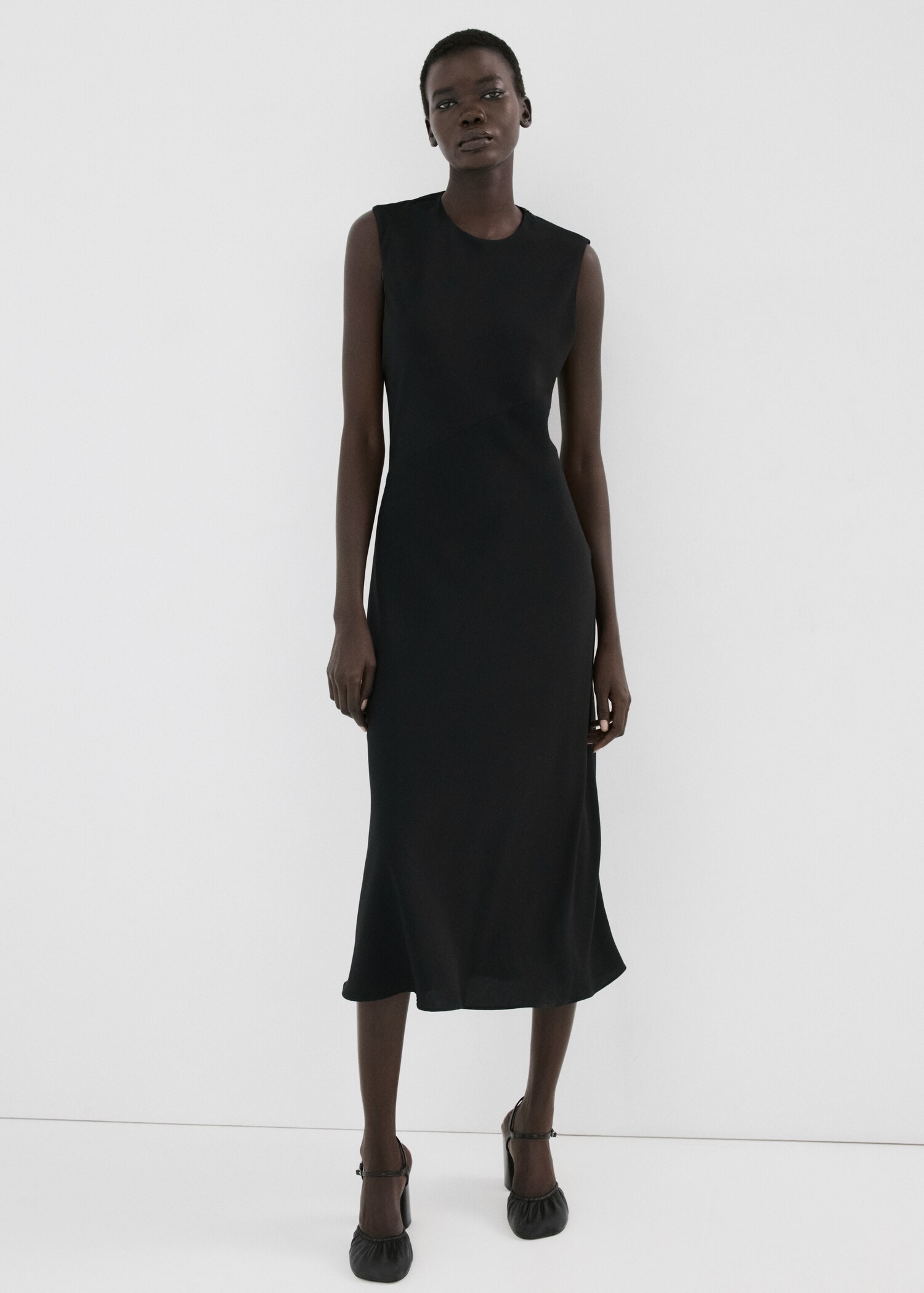 Midi-dress with open back - General plane