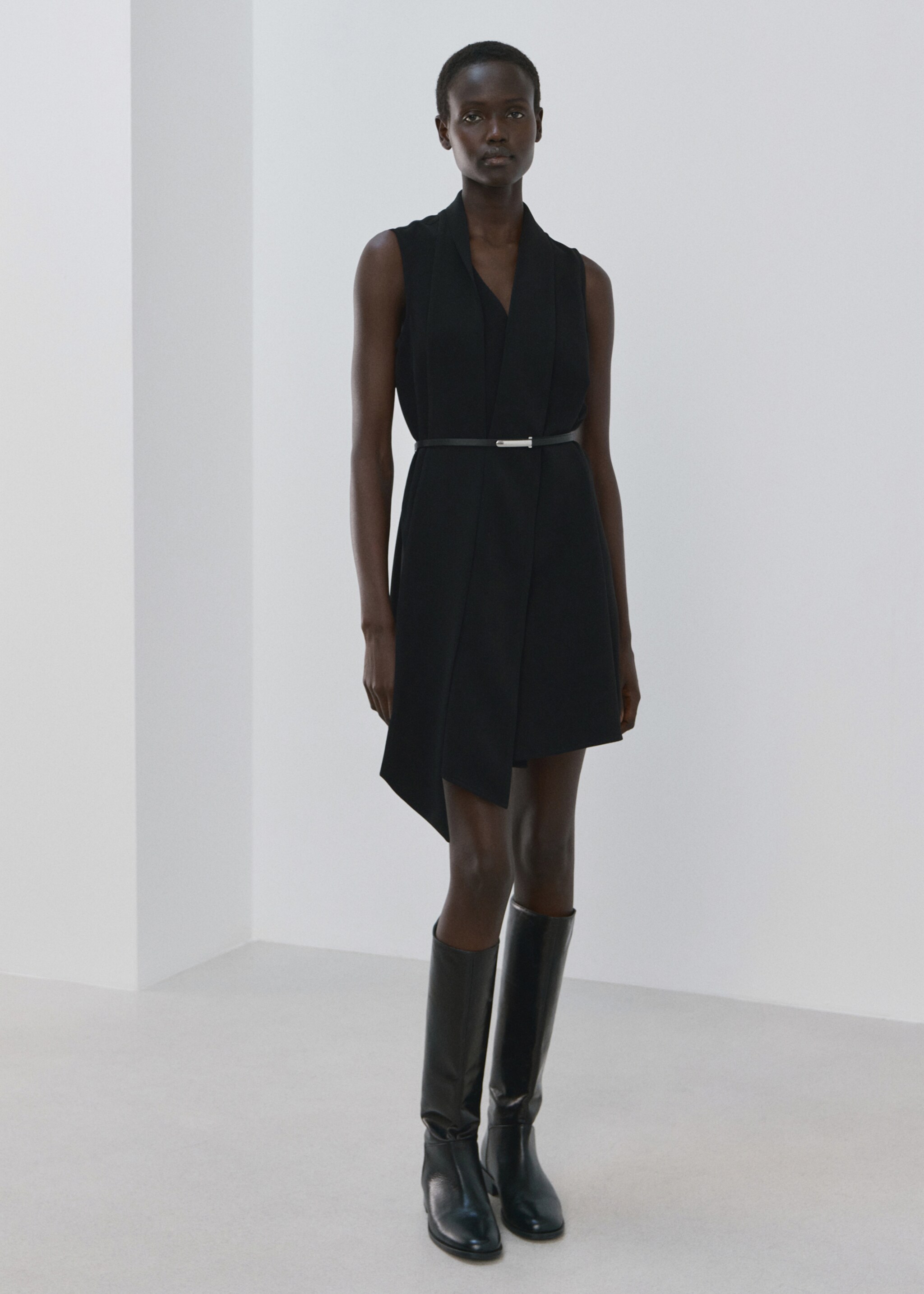 فستان .-- eleonora - رؤية عامة, أسود. Ref: 27005838-00.