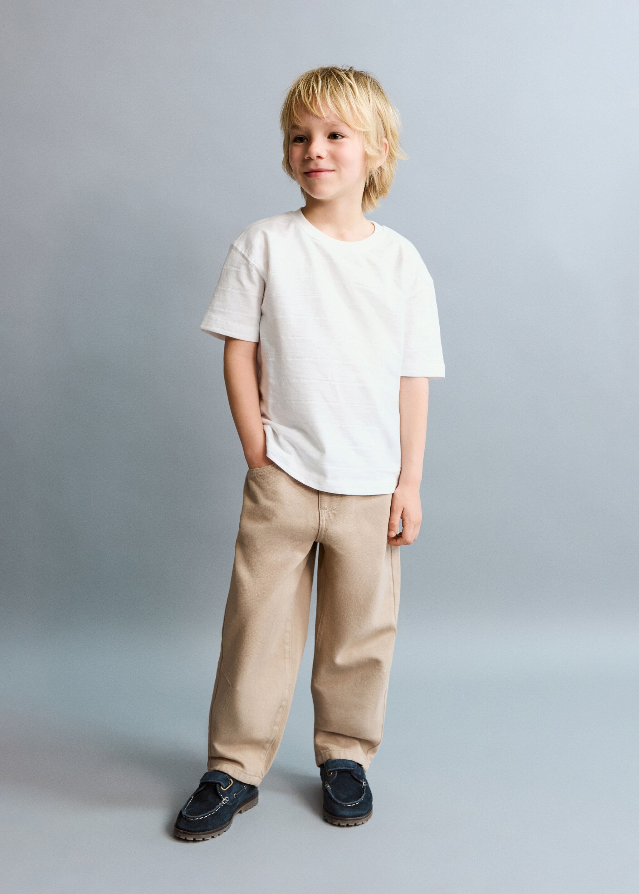 T-shirt basique en coton - Plan général, Blanc. Ref: 27006350-00.