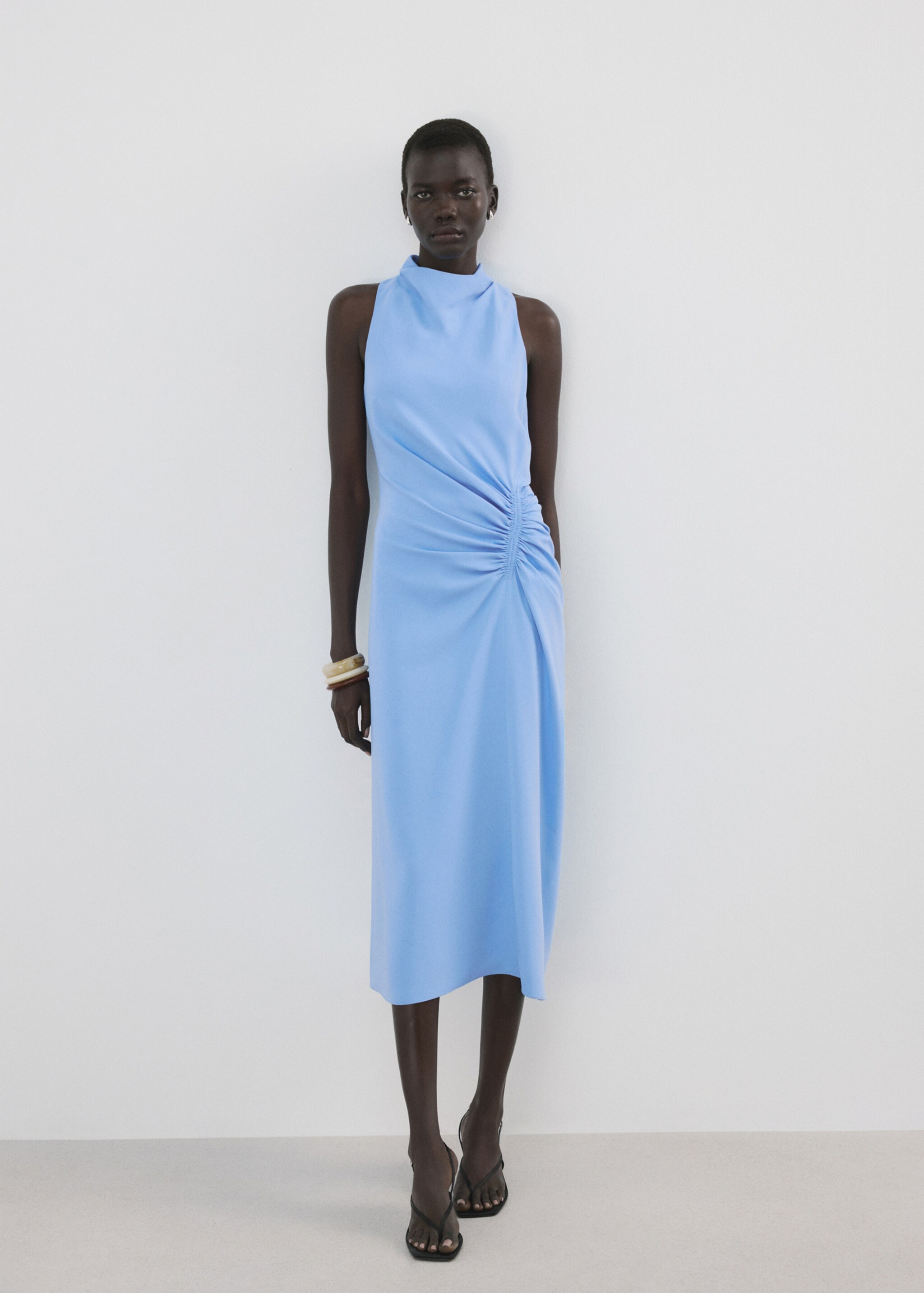 فستان .-- alma - رؤية عامة, أزرق سماوي. Ref: 27006366-00.