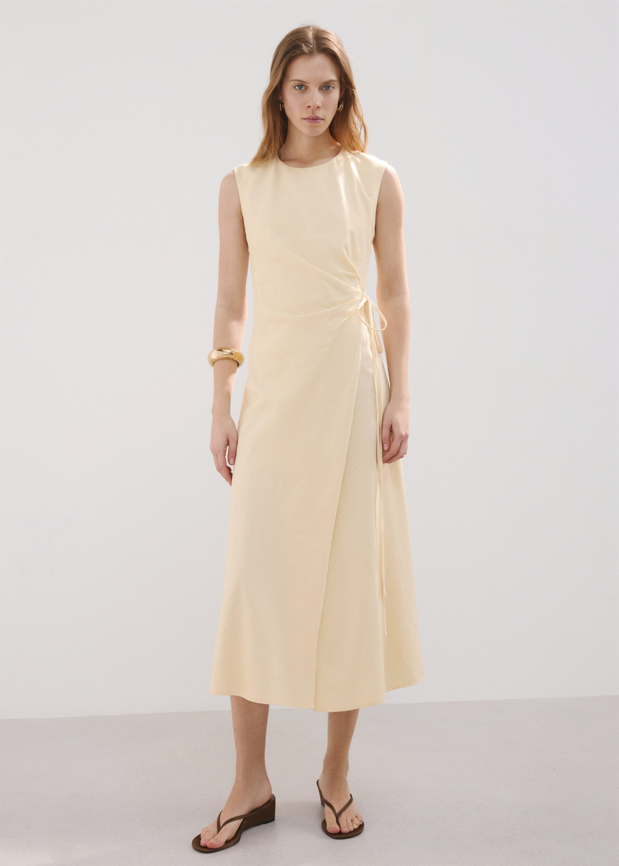 Wrap midi-dress with knot - General plane, Vanilla. Ref: 27007171-00.