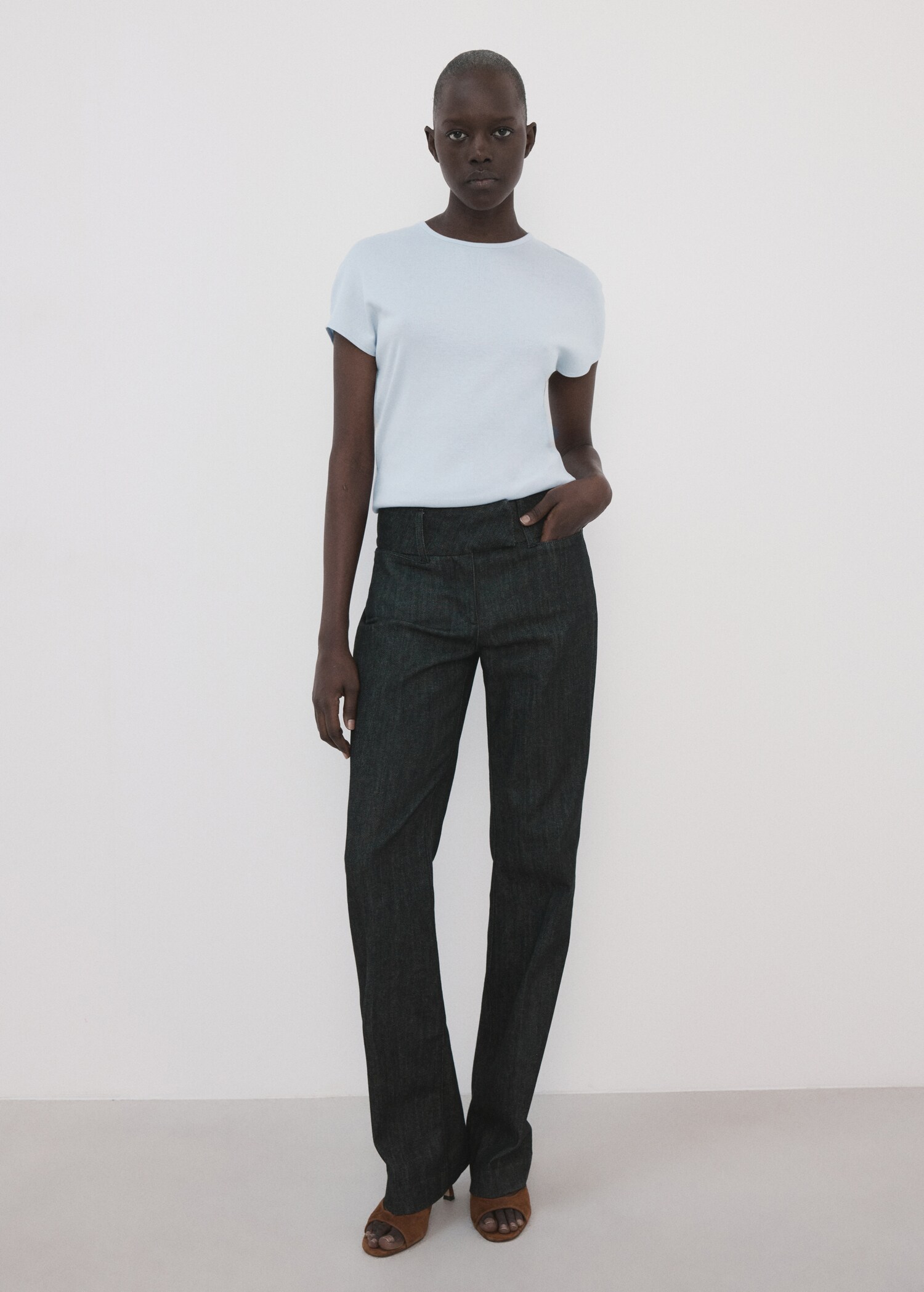 تي شيرت بكم قصير من القطن المختلط - رؤية عامة