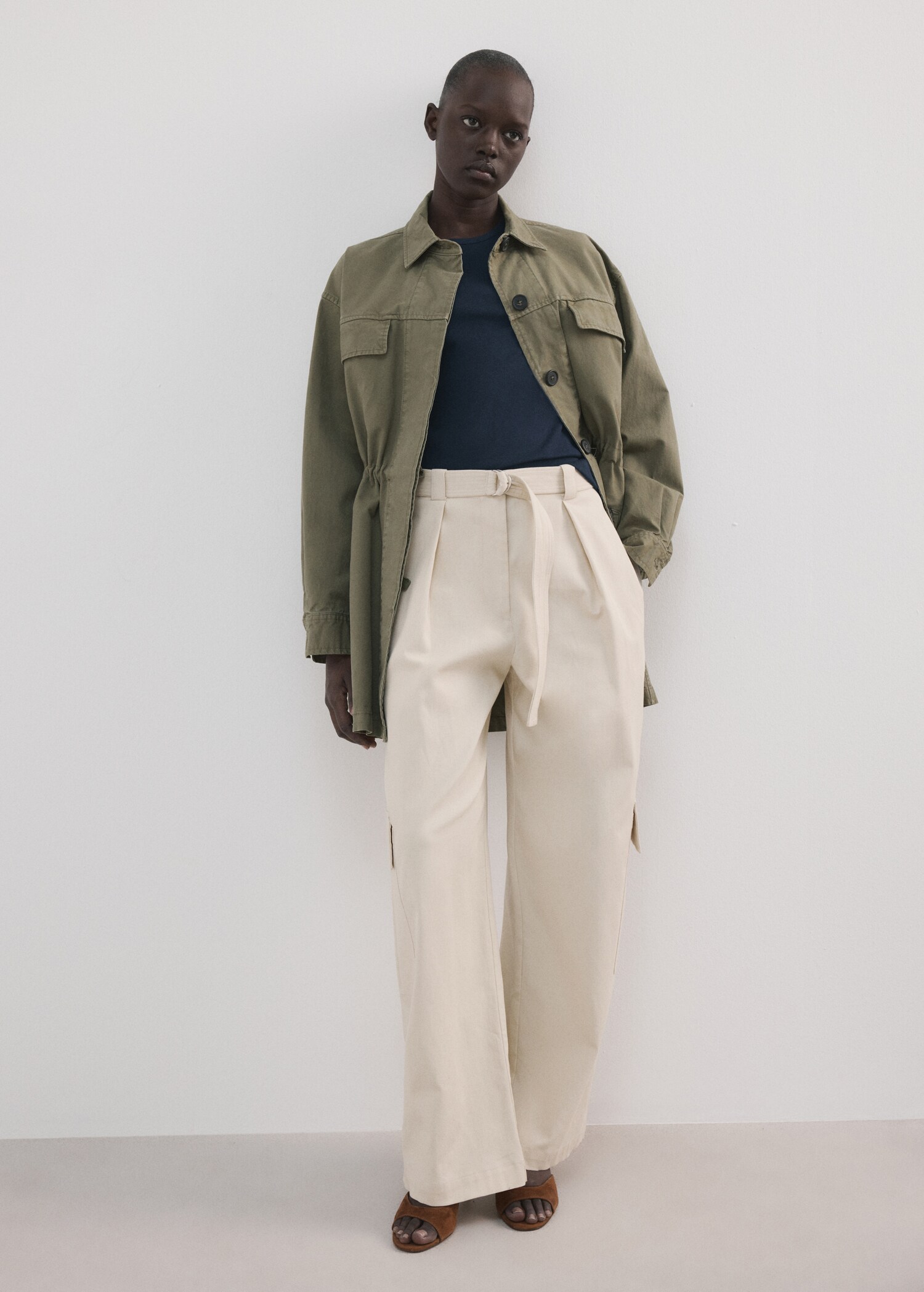 تي شيرت بكم قصير من القطن المختلط - رؤية عامة