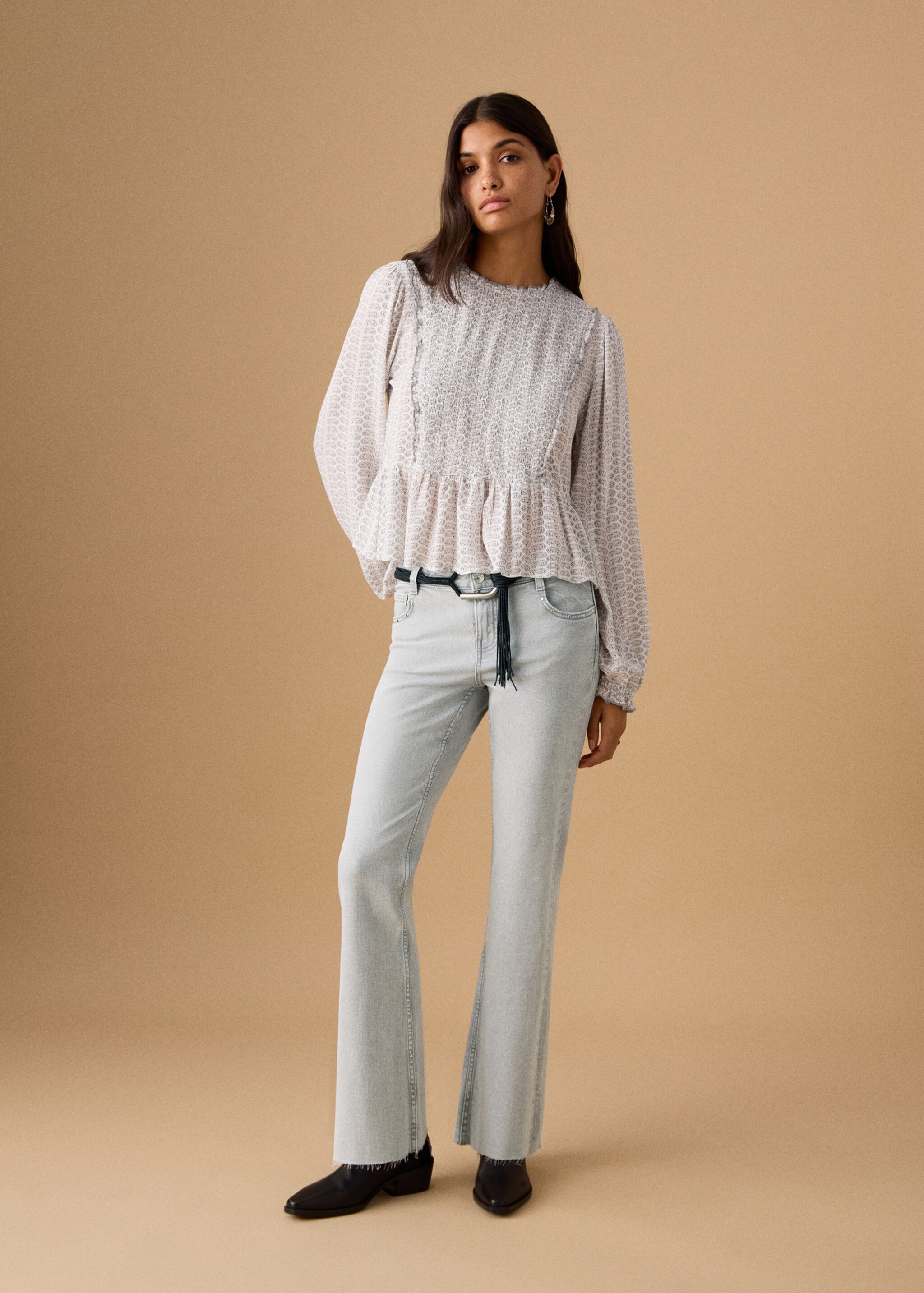 Flared cropped jeans with studs - General plane, Light Grey Denim. Ref: 27011223-00.