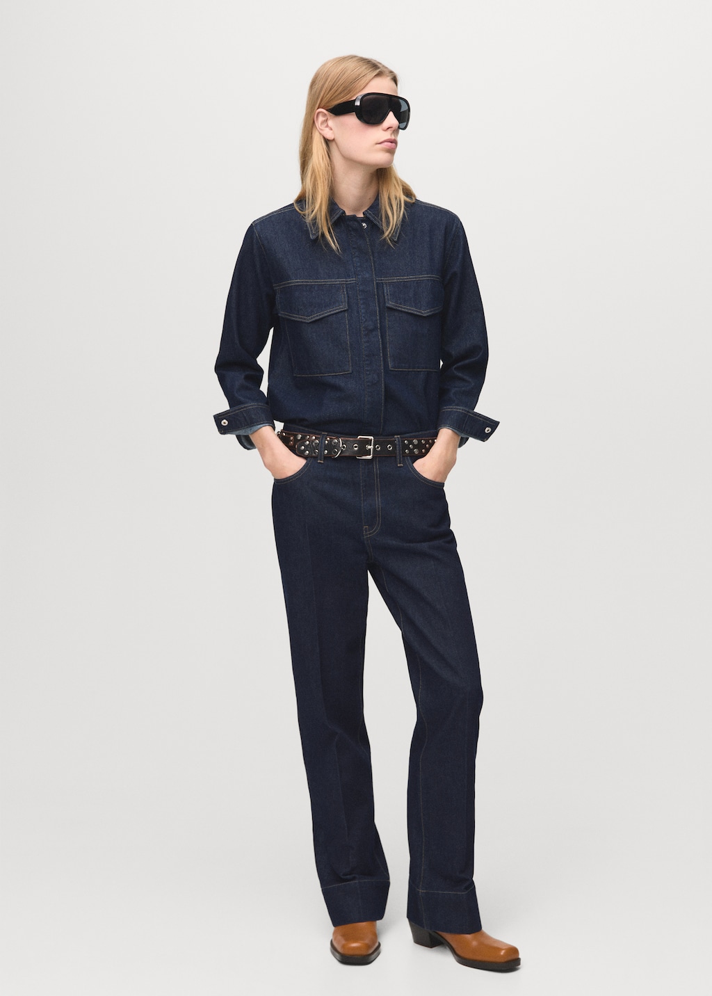 Straight-leg jeans with seam stitching - image 2
