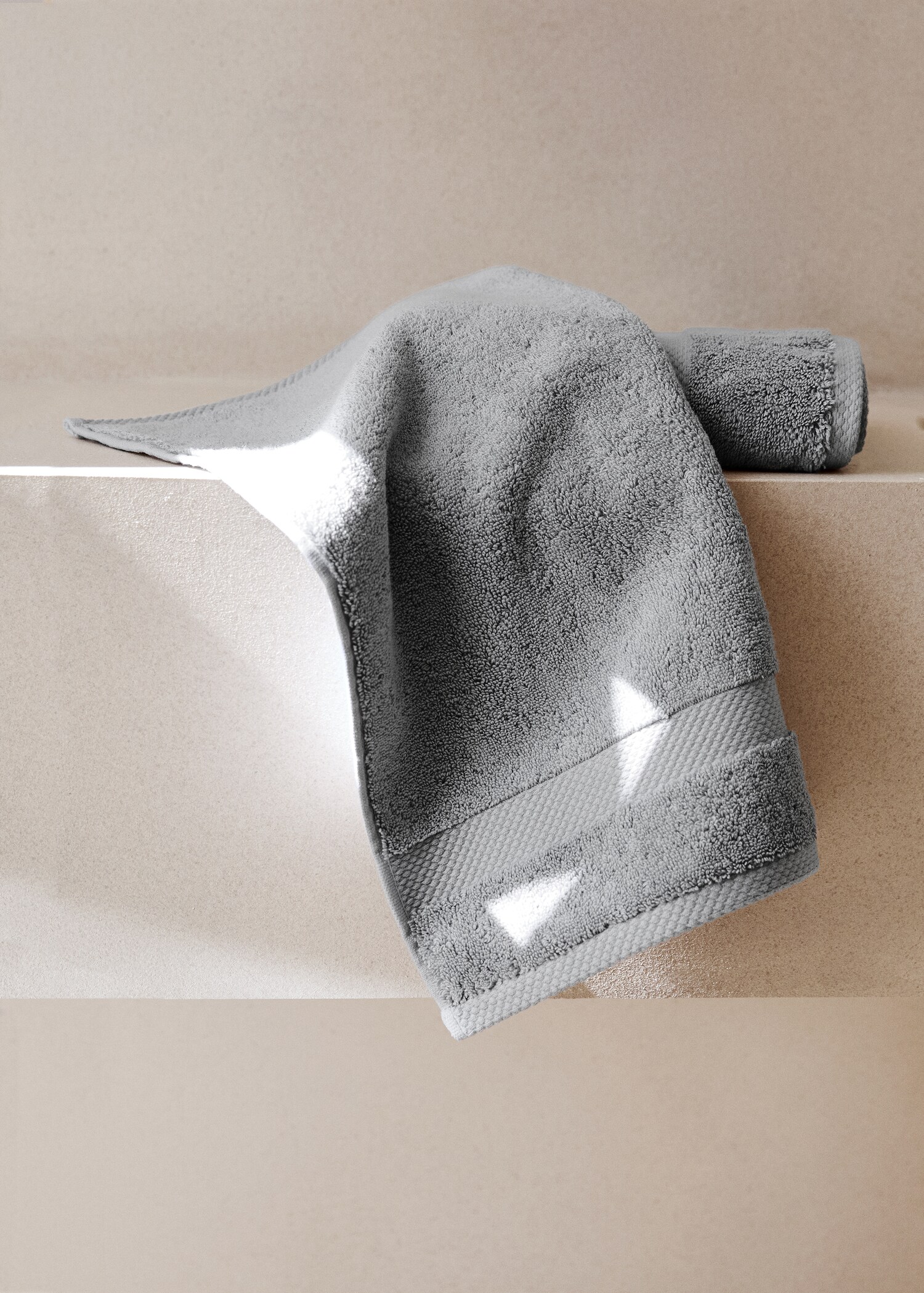 Extra-soft cotton face towel - General plane