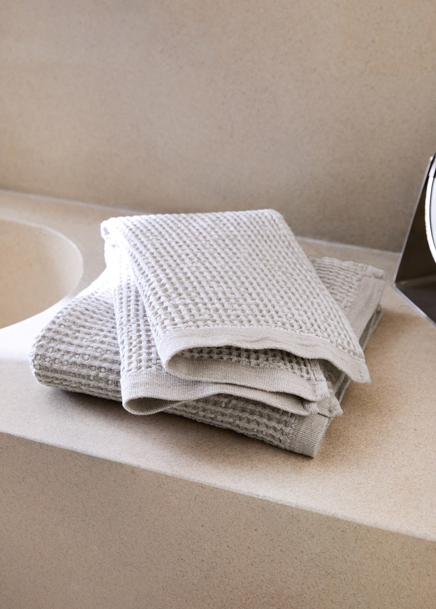 Waffle cotton hand towel - General plane