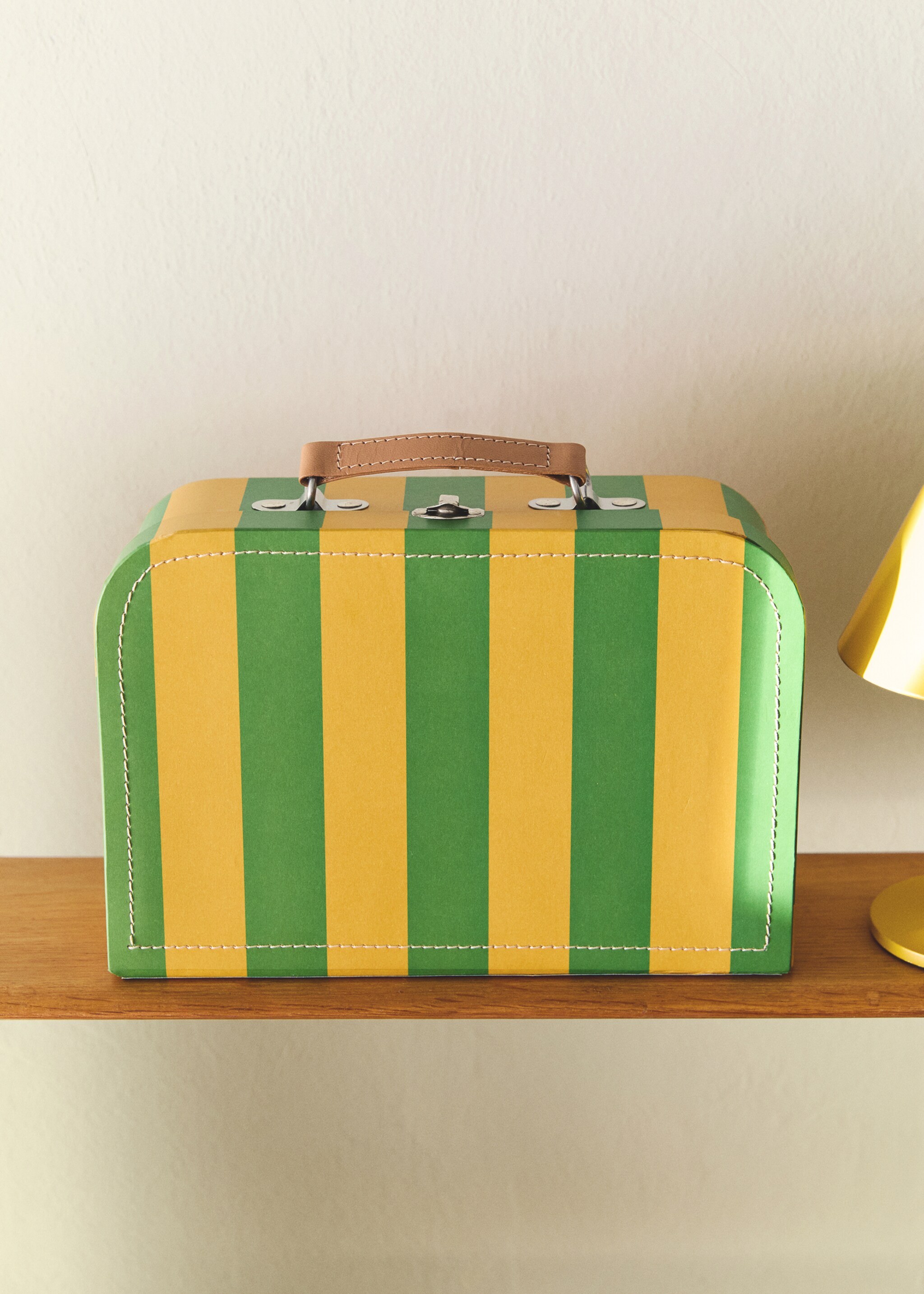 Kleiner Kinderkoffer aus Papier, gestreift - Allgemeine Ansicht, Dunkelorange. Ref: 27012909-00.