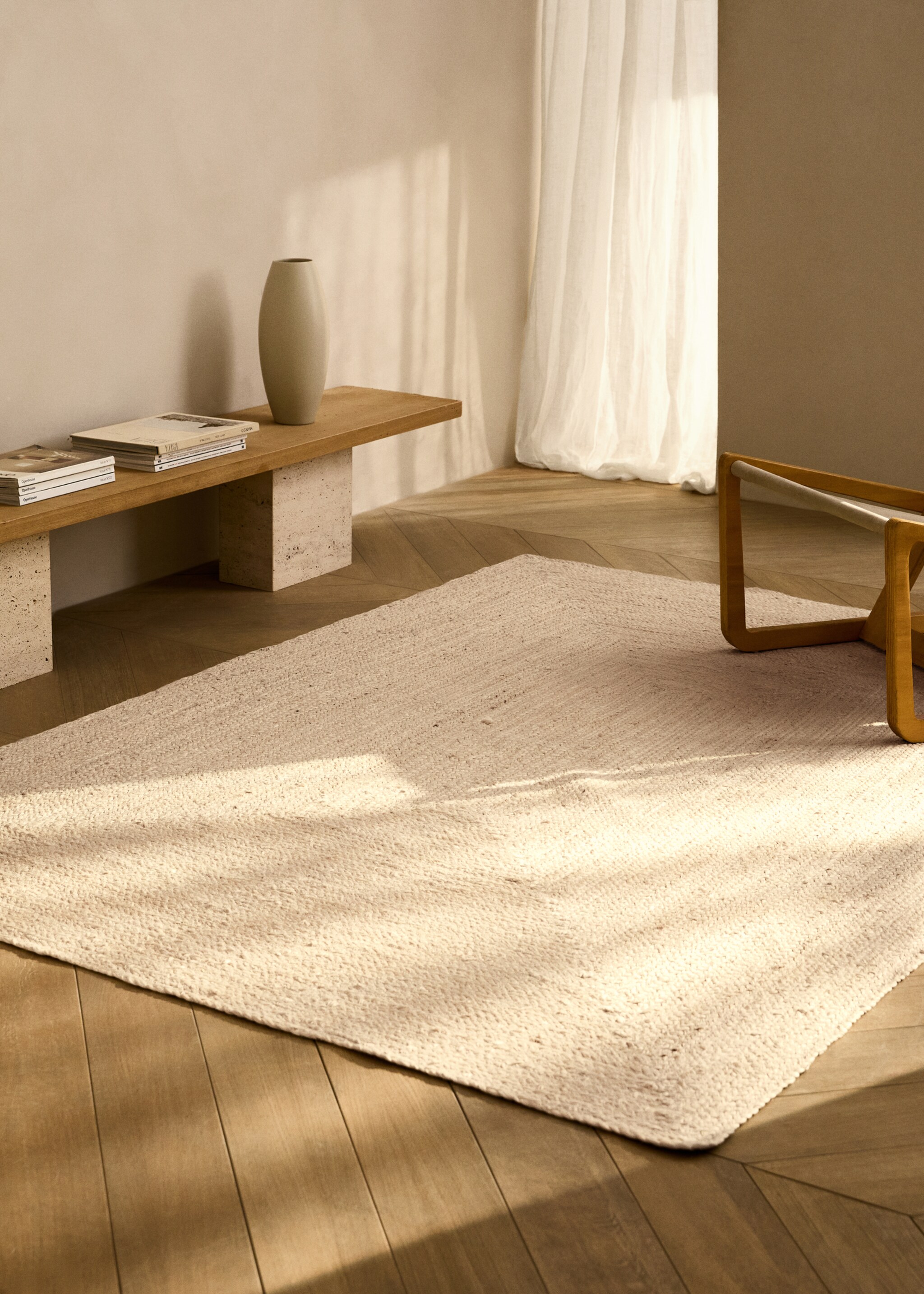 Large bleached braided jute rug - General plane, Sand. Ref: 27013287-00.