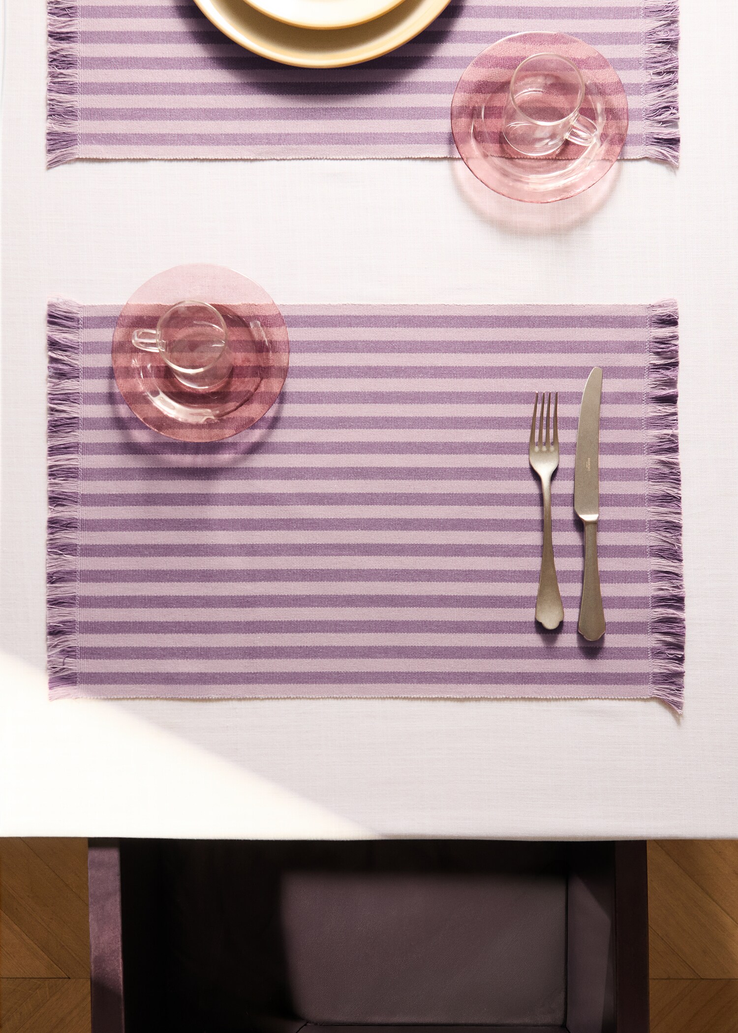 Yarn-dyed bicolour striped table mats - General plane