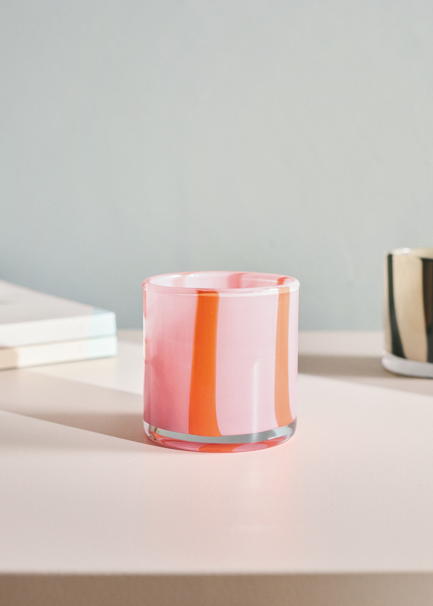 Blown glass candleholder - General plane