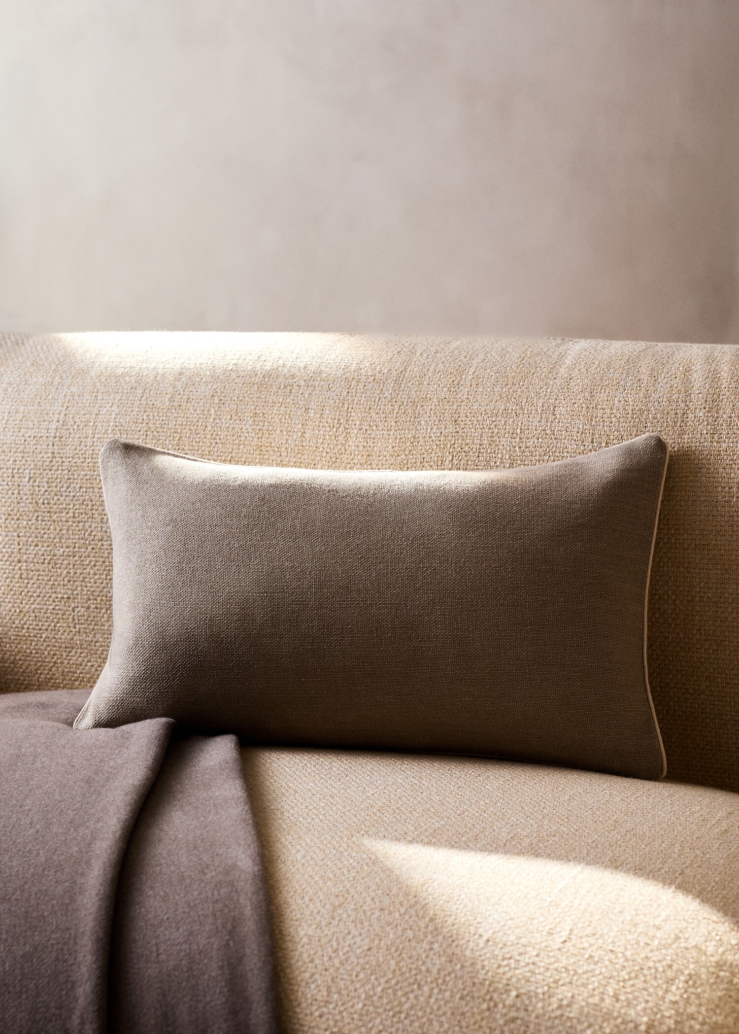 Cotton cushion cover with structure 30x50cm - General plane