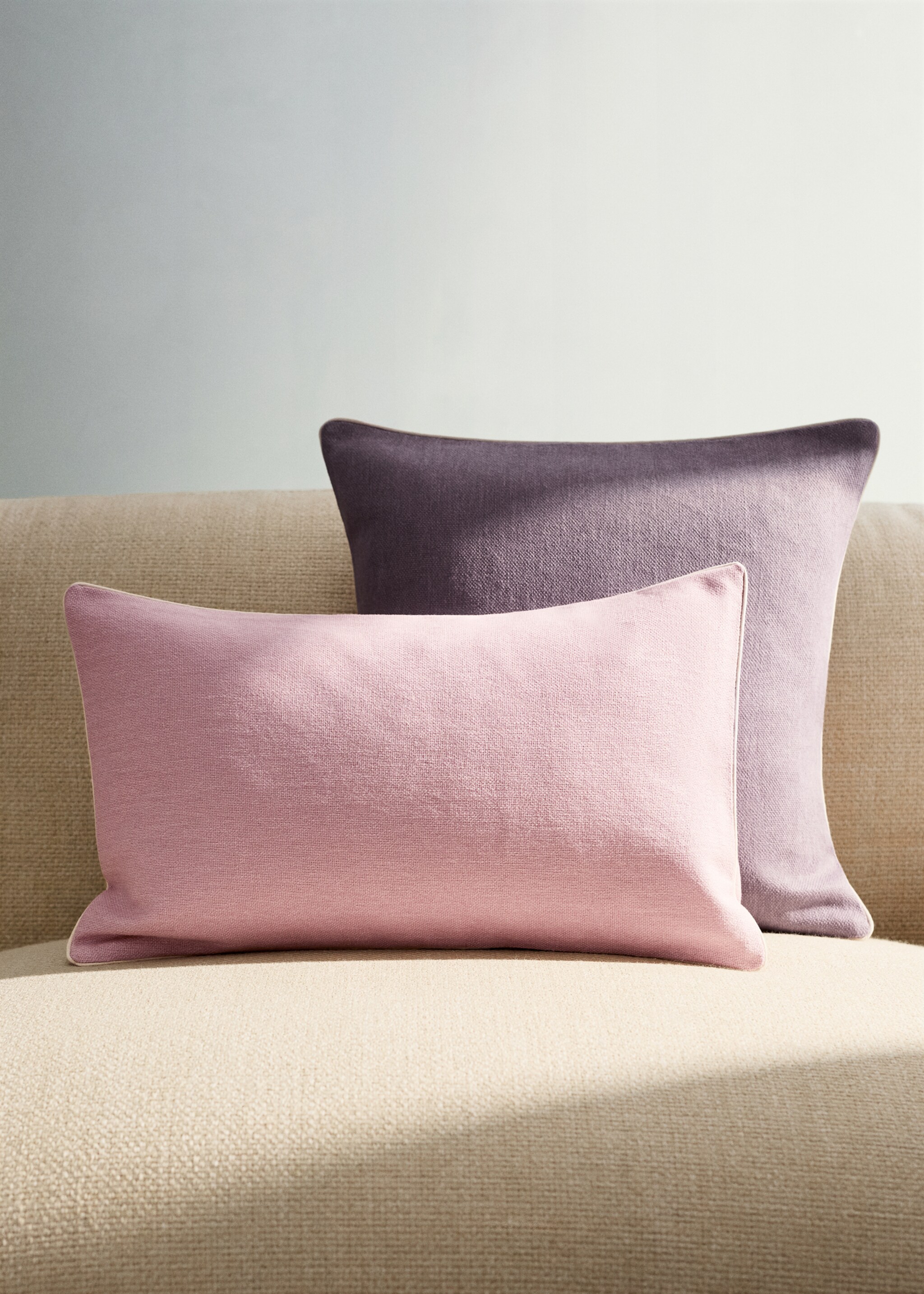 Cotton cushion cover with structure 30x50cm - General plane, Pastel Pink. Ref: 27013322-00.