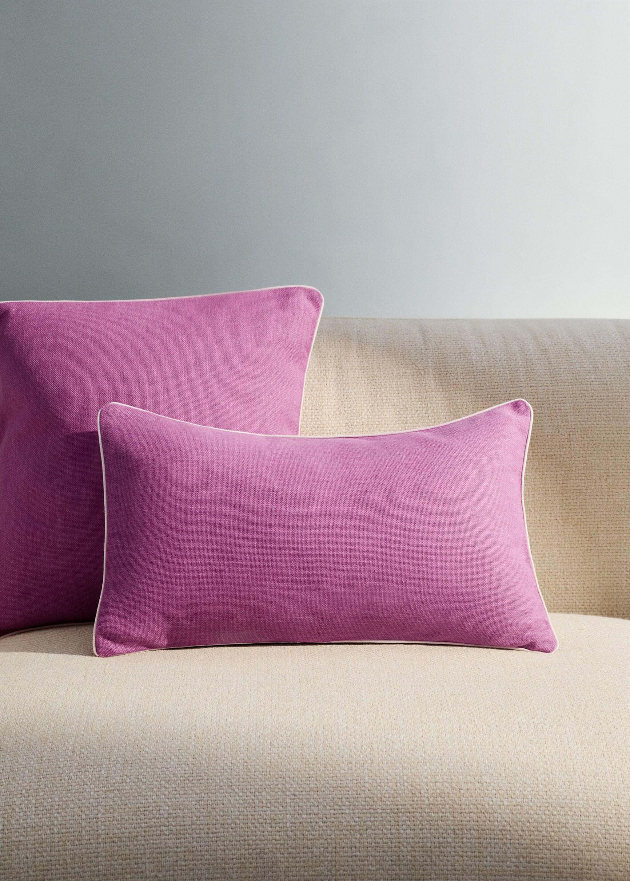 Cotton cushion cover with structure 30x50cm - General plane, Medium Pink. Ref: 27013322-00.