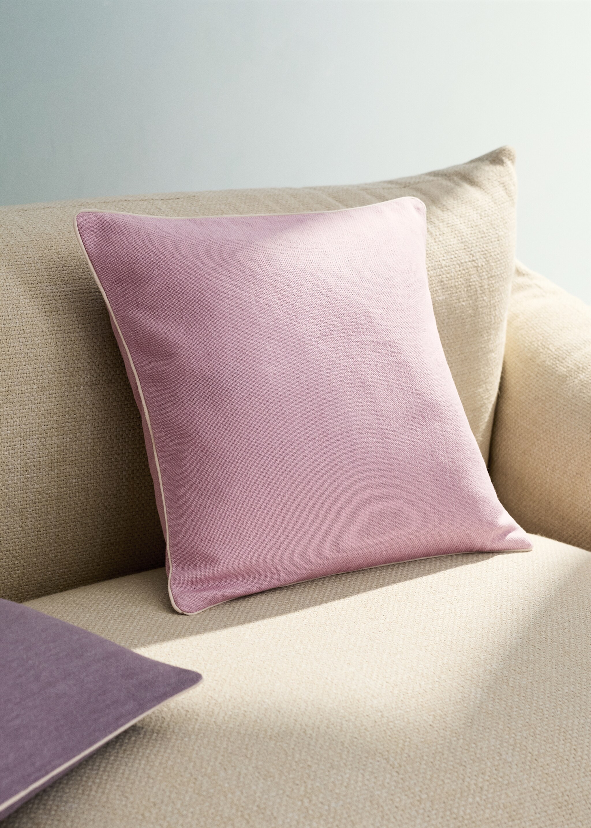 Piping cushion cover 45x45cm - General plane, Pastel Pink. Ref: 27013323-00.