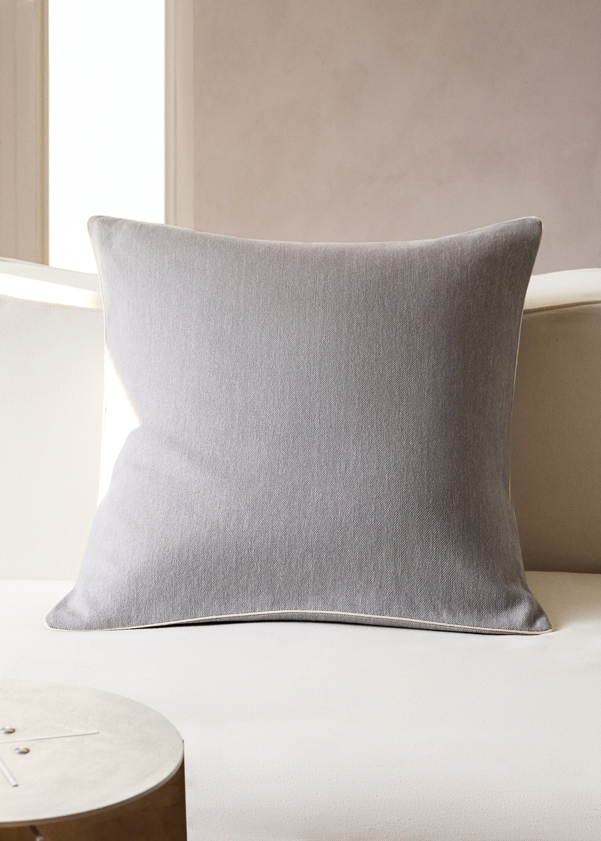 Cotton cushion cover with structure 60x60cm - General plane, Grey. Ref: 27013324-00.
