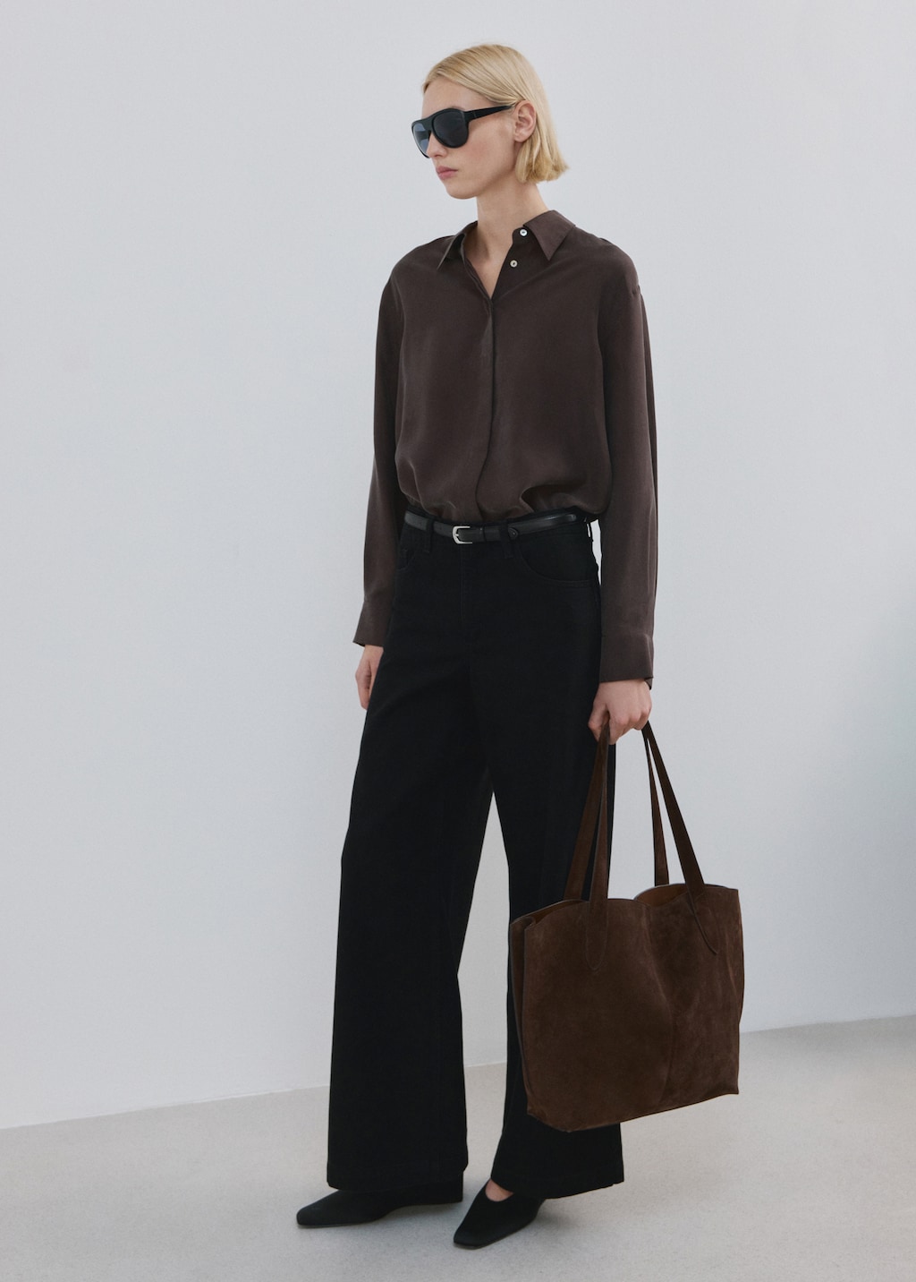 Wide leg mid-rise jeans - image 2