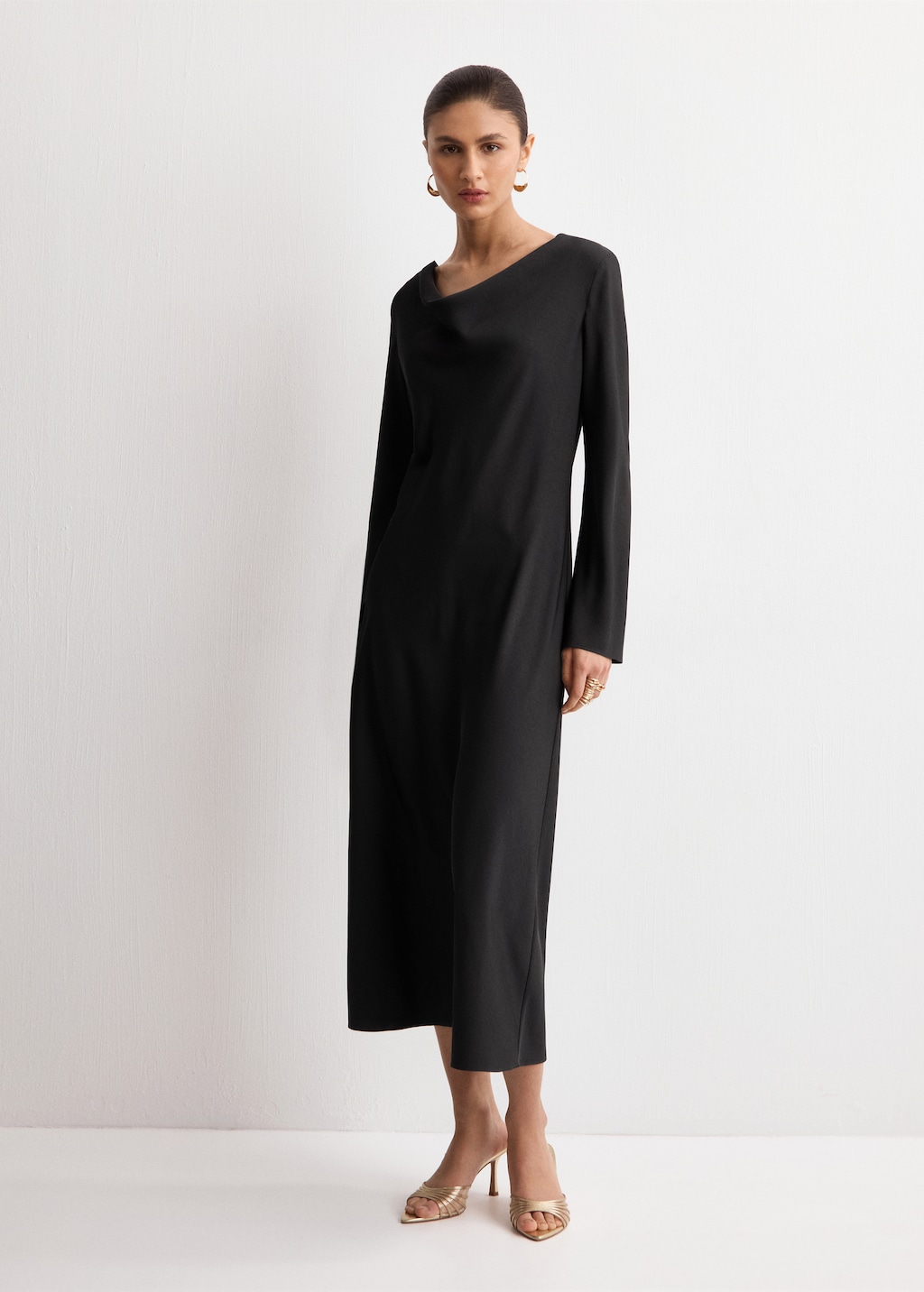 Long dress with draped neck - image 2