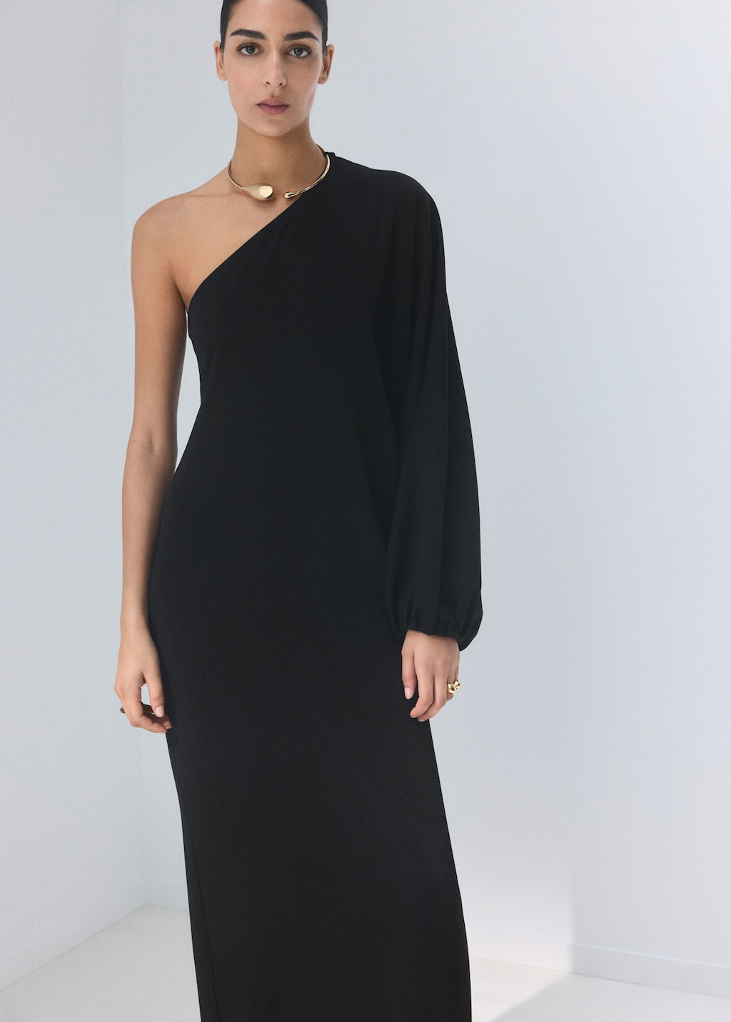 Collared dress with puffed sleeves - image 2