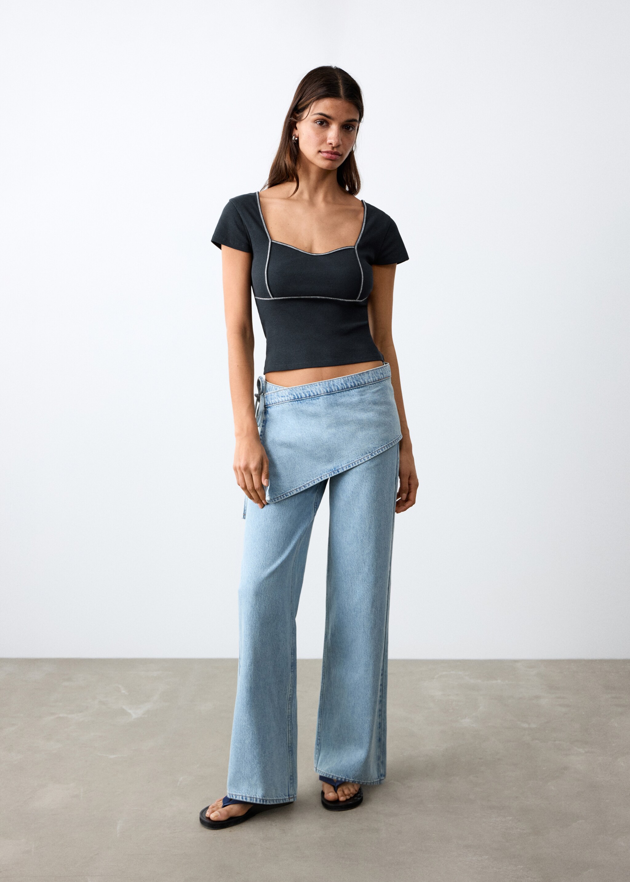 T-shirt détail couture - Plan général, Bleu marine. Ref: 27014447-00.