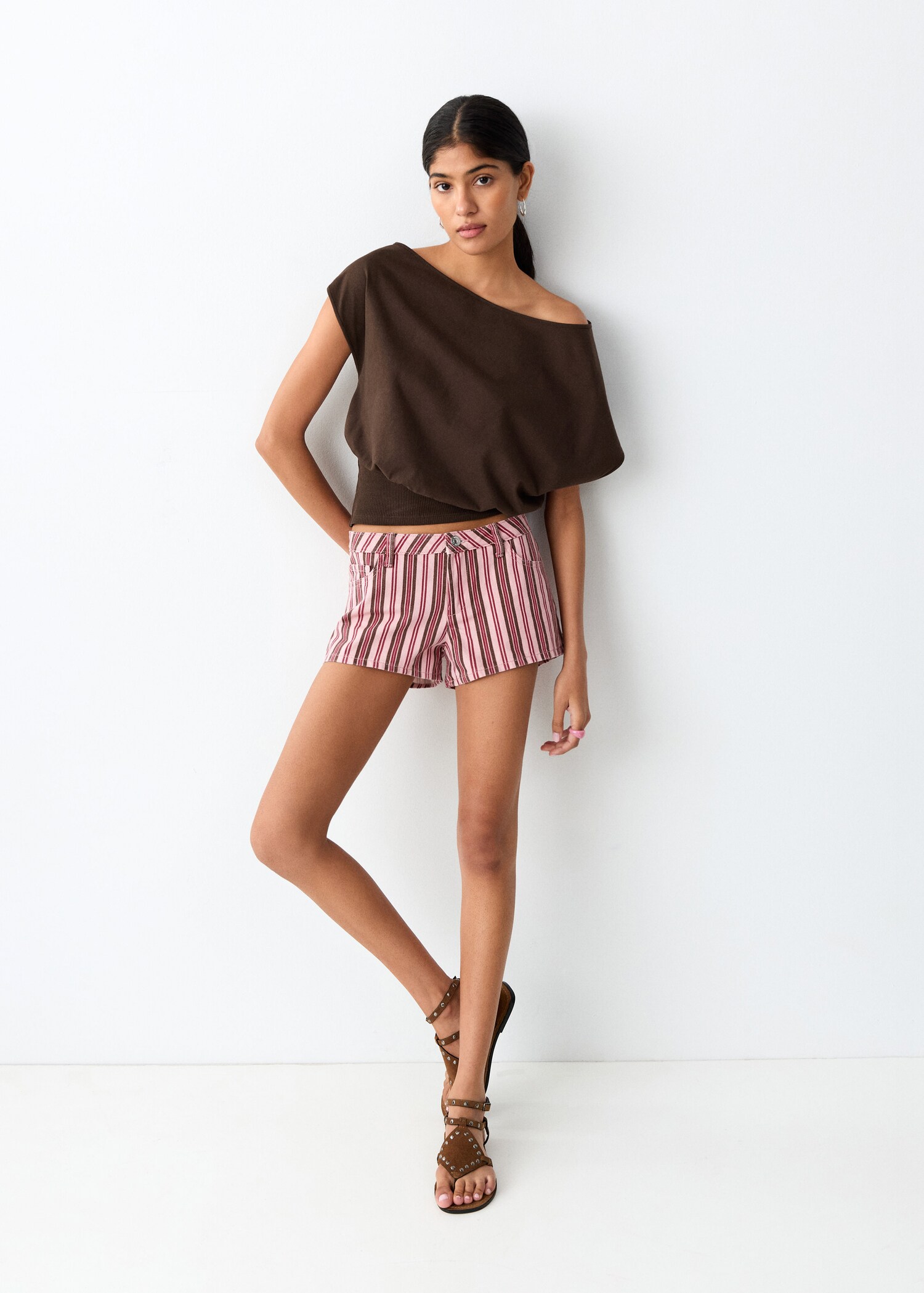 Gathered boat neck top - General plane