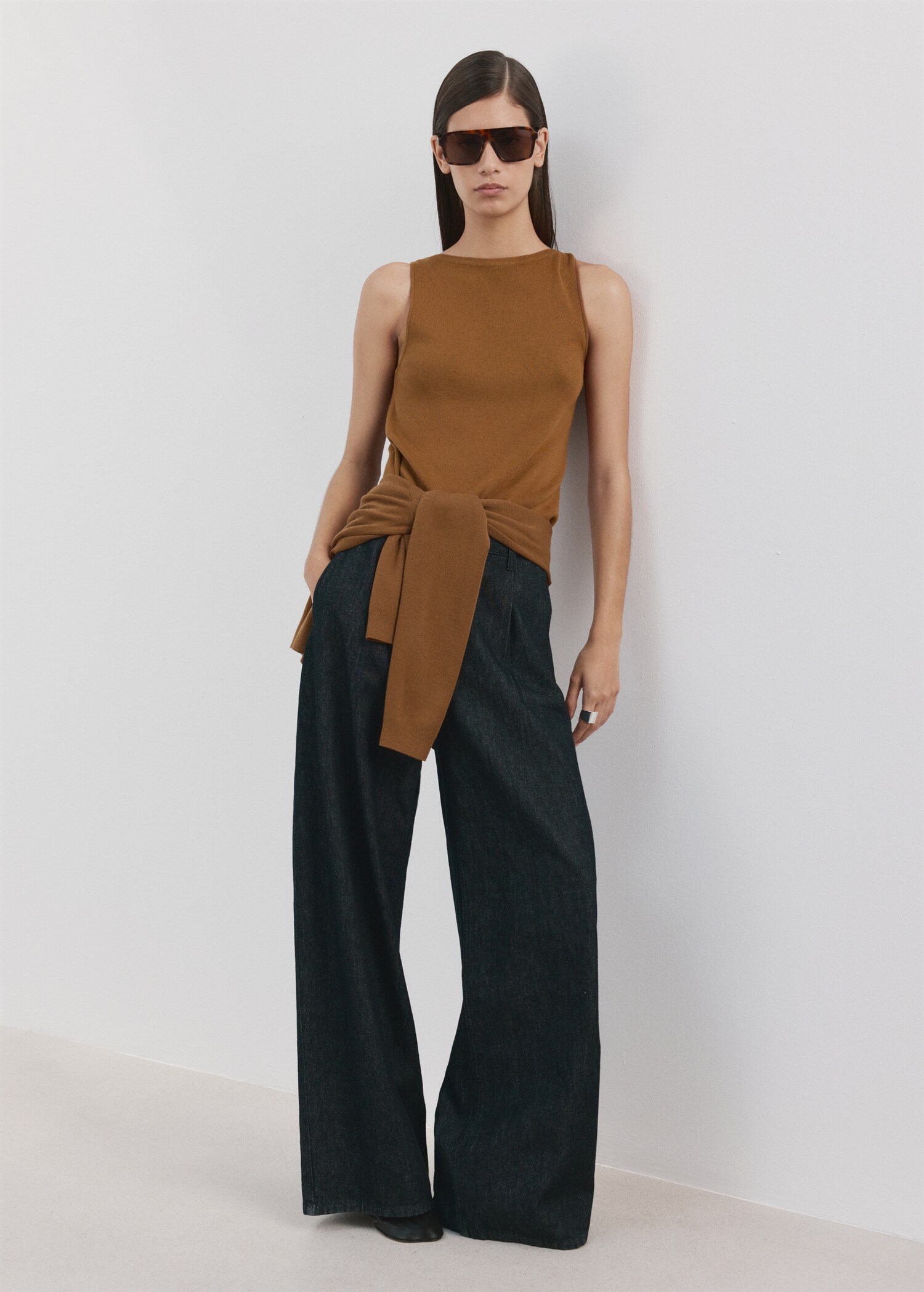 بلوزة شفافة محبوكة - رؤية عامة