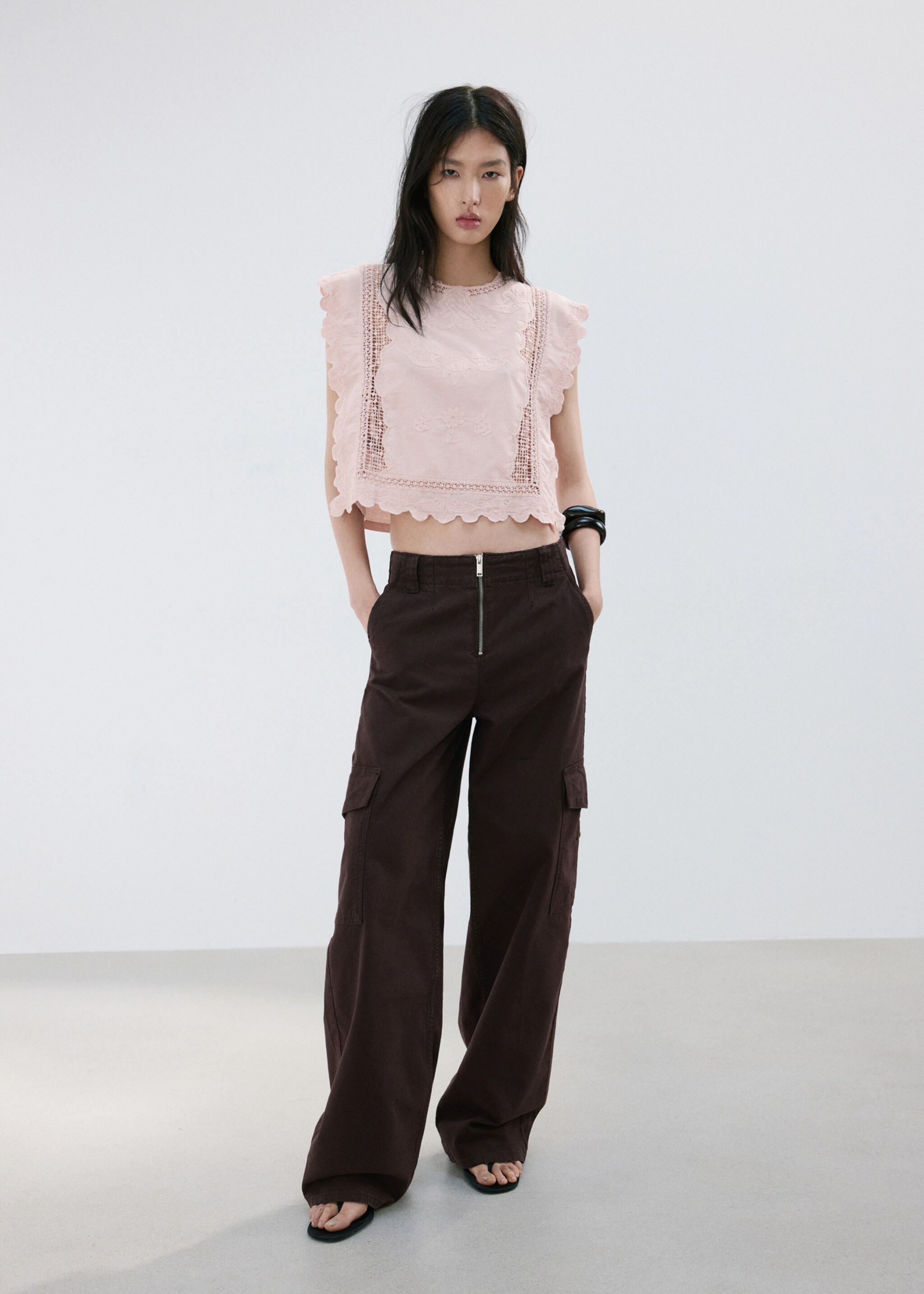 Cotton top with embroidered details - General plane, Pastel Pink. Ref: 27017158-00.